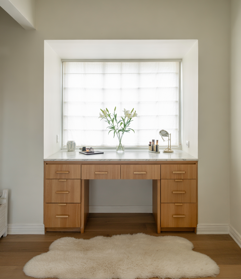 Small Window Vanity 40 Best Vanity Ideas Bedroom 2026: Modern Luxury, Small Spaces ...
