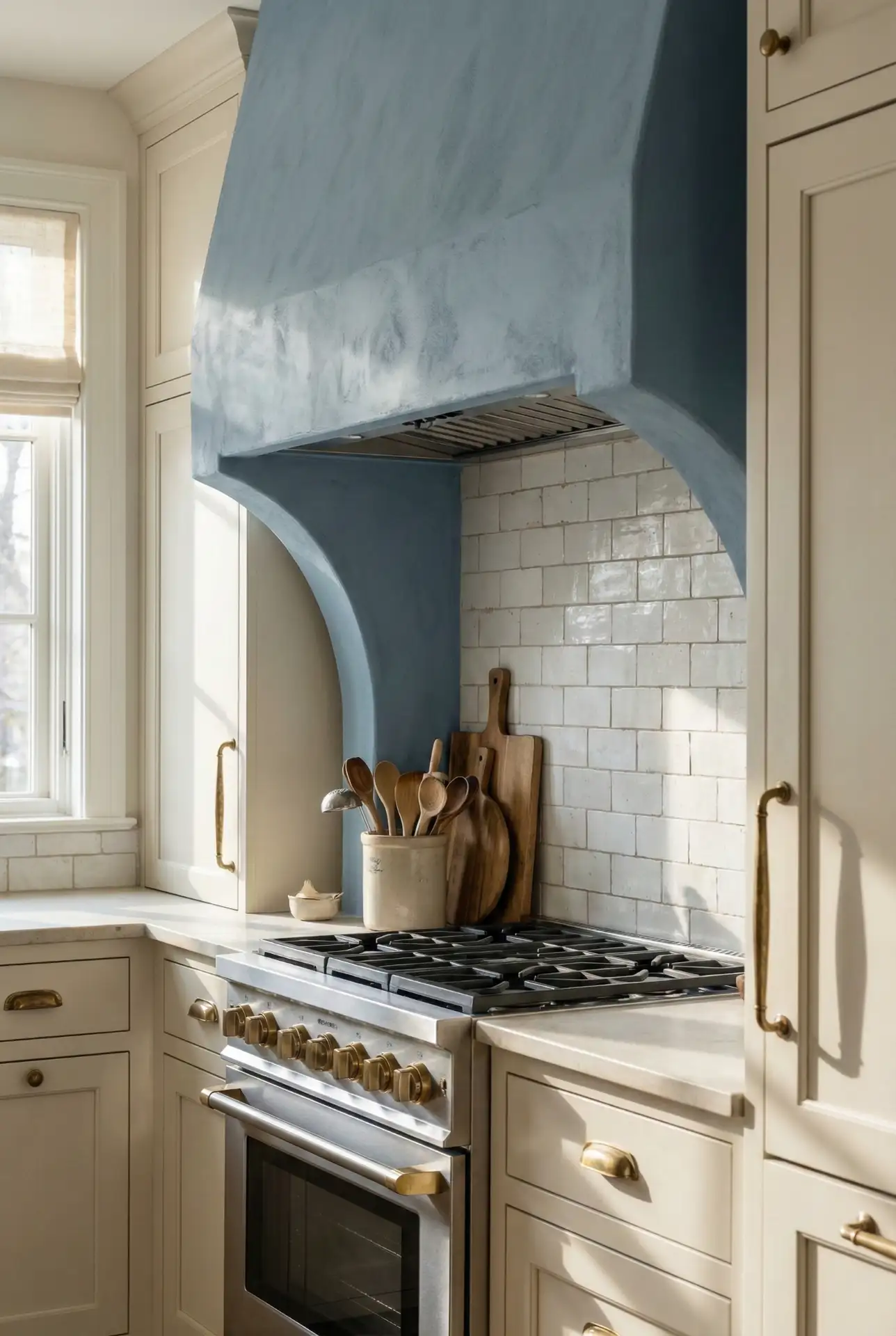 French Blue Range Alcove With Country Charm 2