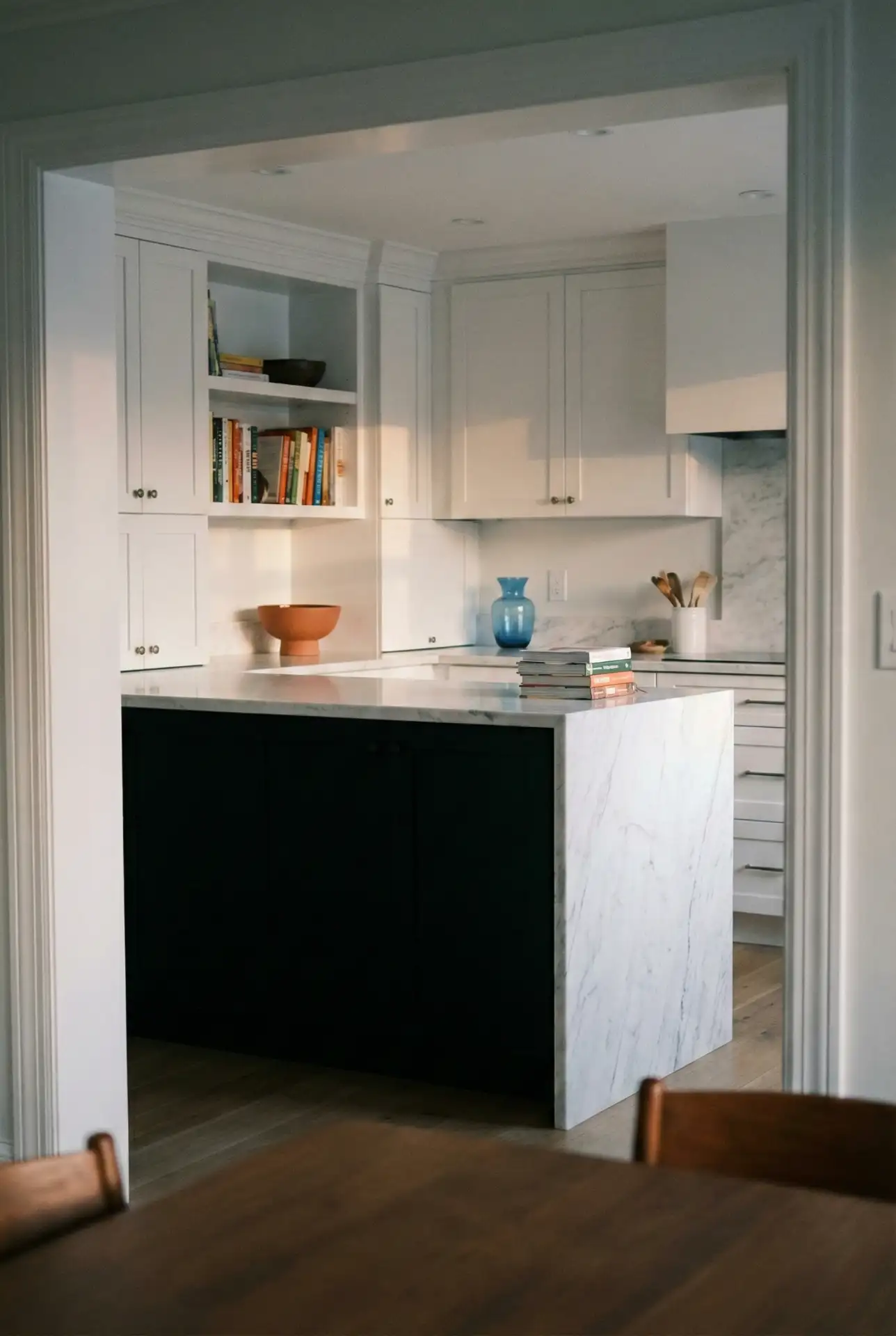 Black Island With White Perimeter And A Color Pop 1