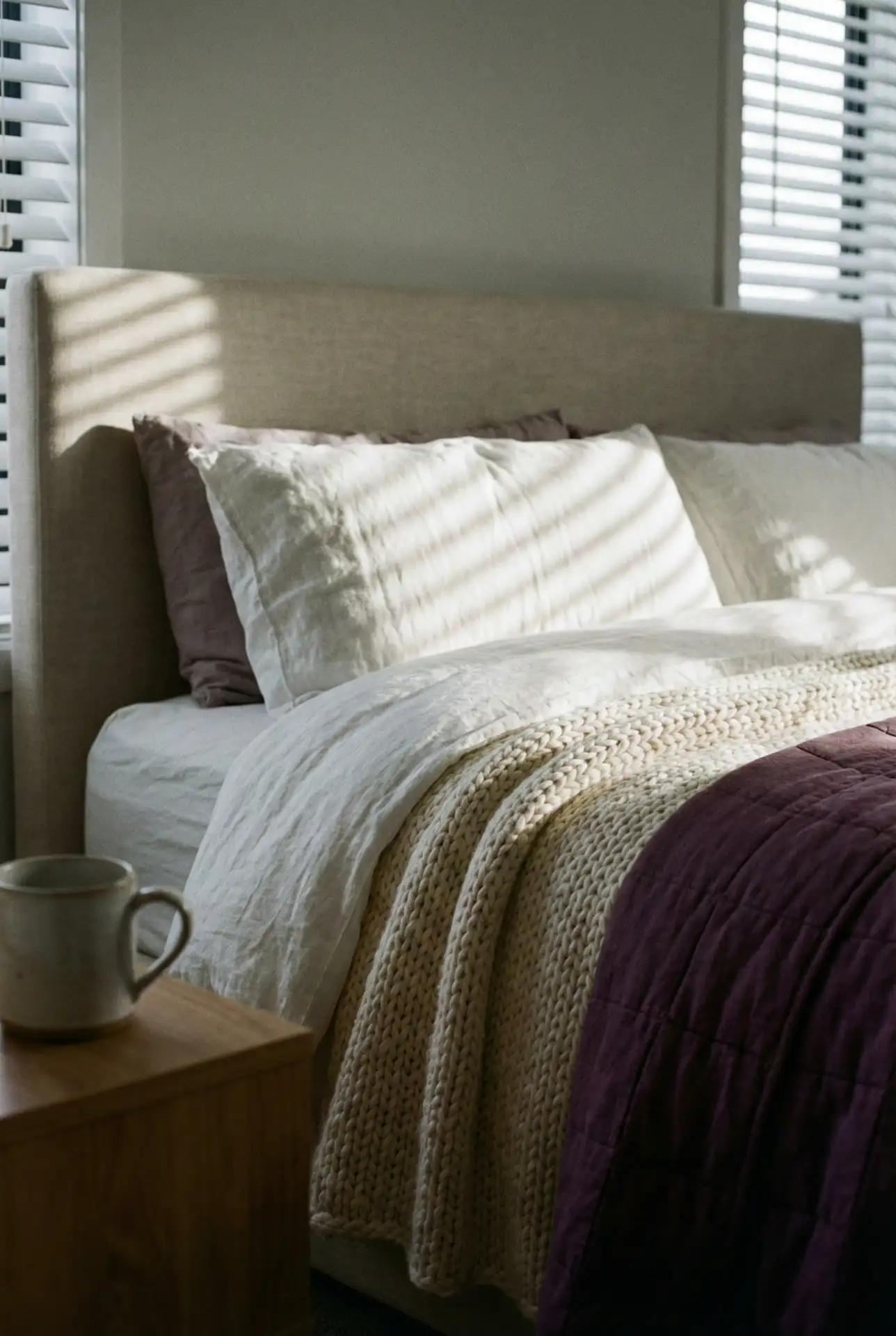 Cozy White Bedroom With Purple Accent Depth 2