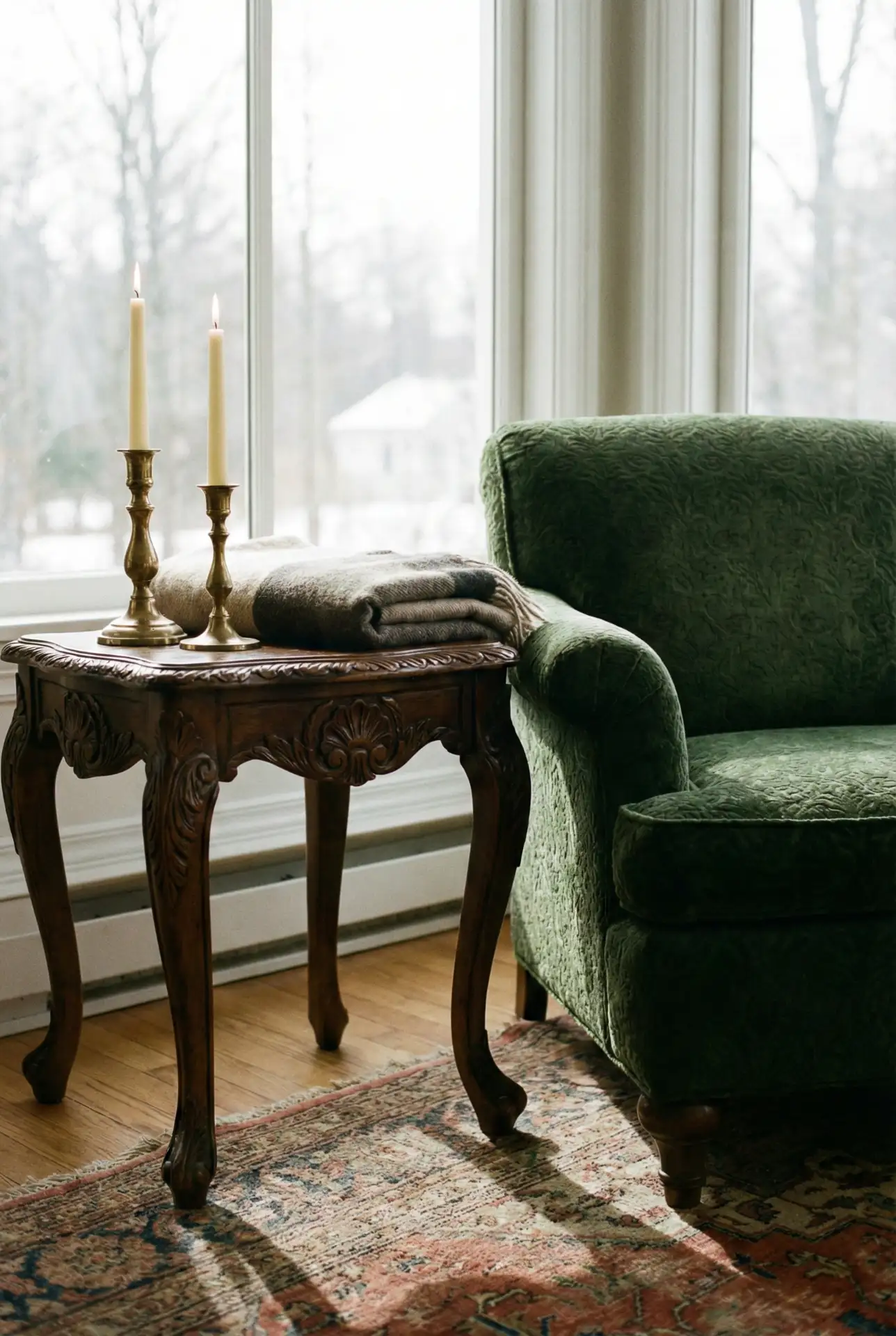 Thrifted Vintage Lounge For Indoor Receptions 2