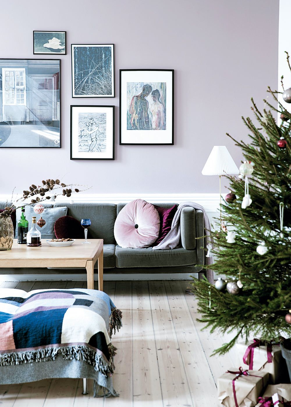 10 Scandi style secrets for your living room at Christmas