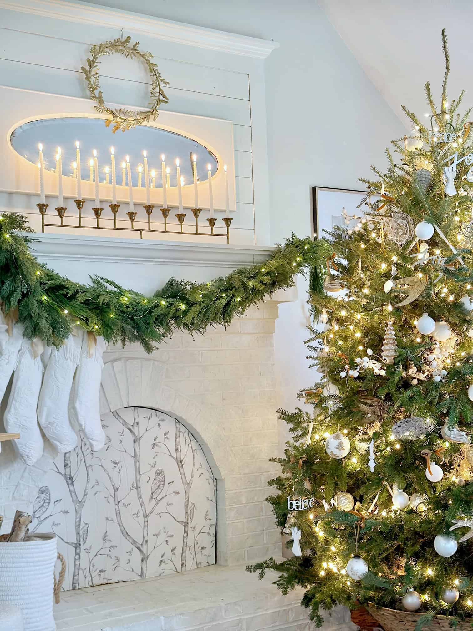 10 Vintage Christmas Decorating Ideas That Feel Cozy and Collected - Celebrated Nest