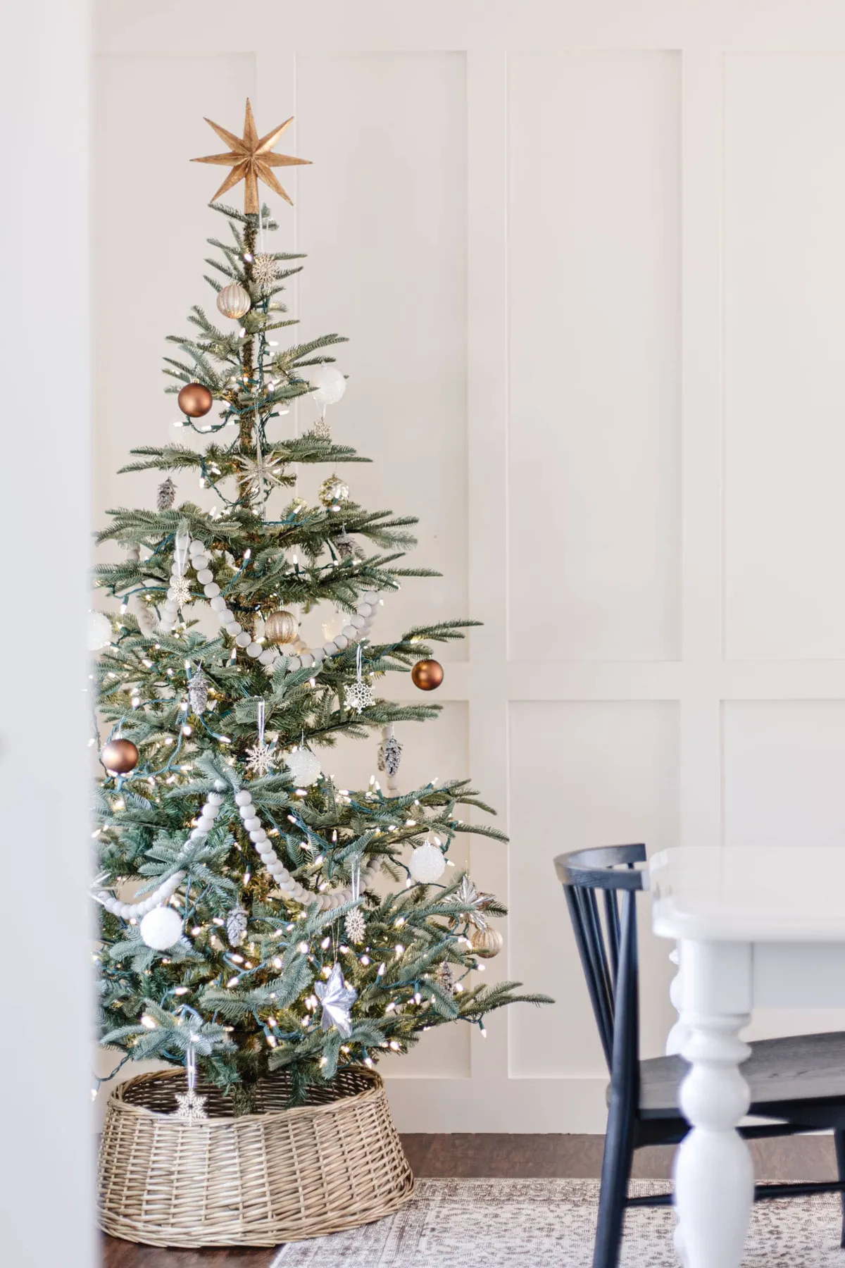 100 Fabulous Christmas Tree Decorating Ideas - shabbyfufu.com
