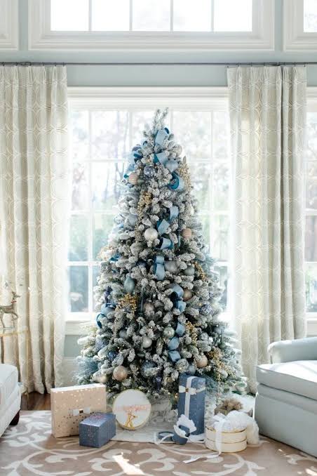 101 Best Christmas Tree Decorating Ideas for Beautiful Boughs | HGTV