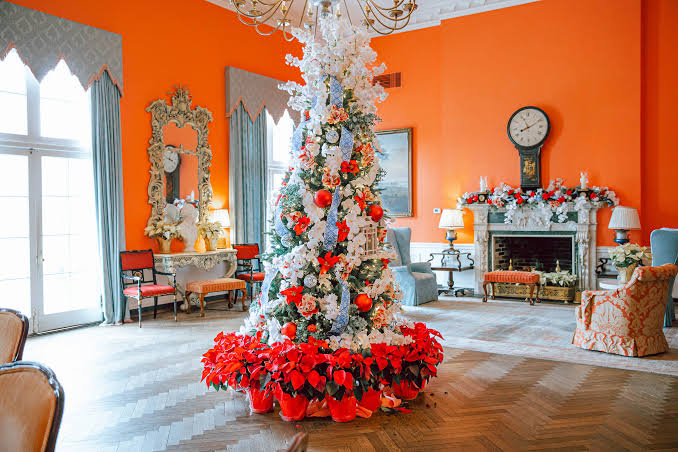 11 Festive Hotels Near DC That Go All Out for Christmas