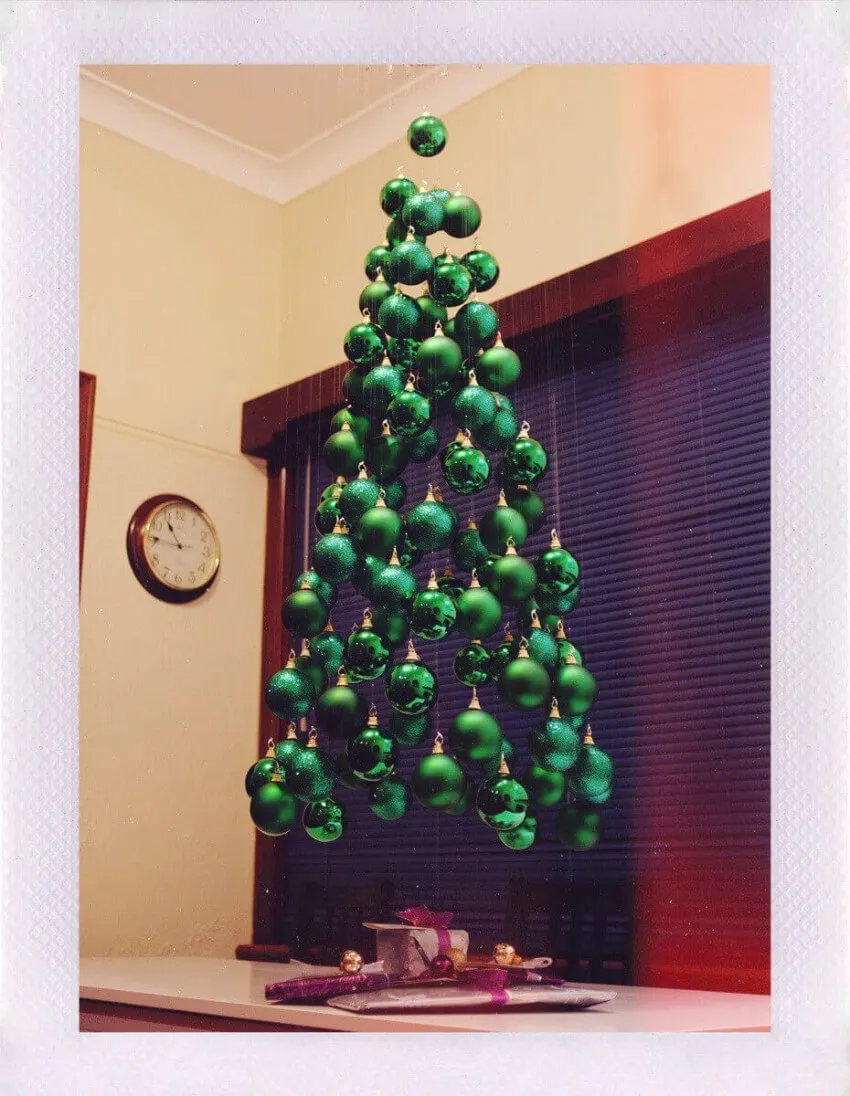 15 Best DIY Alternative Ideas to Christmas Trees - homeyou