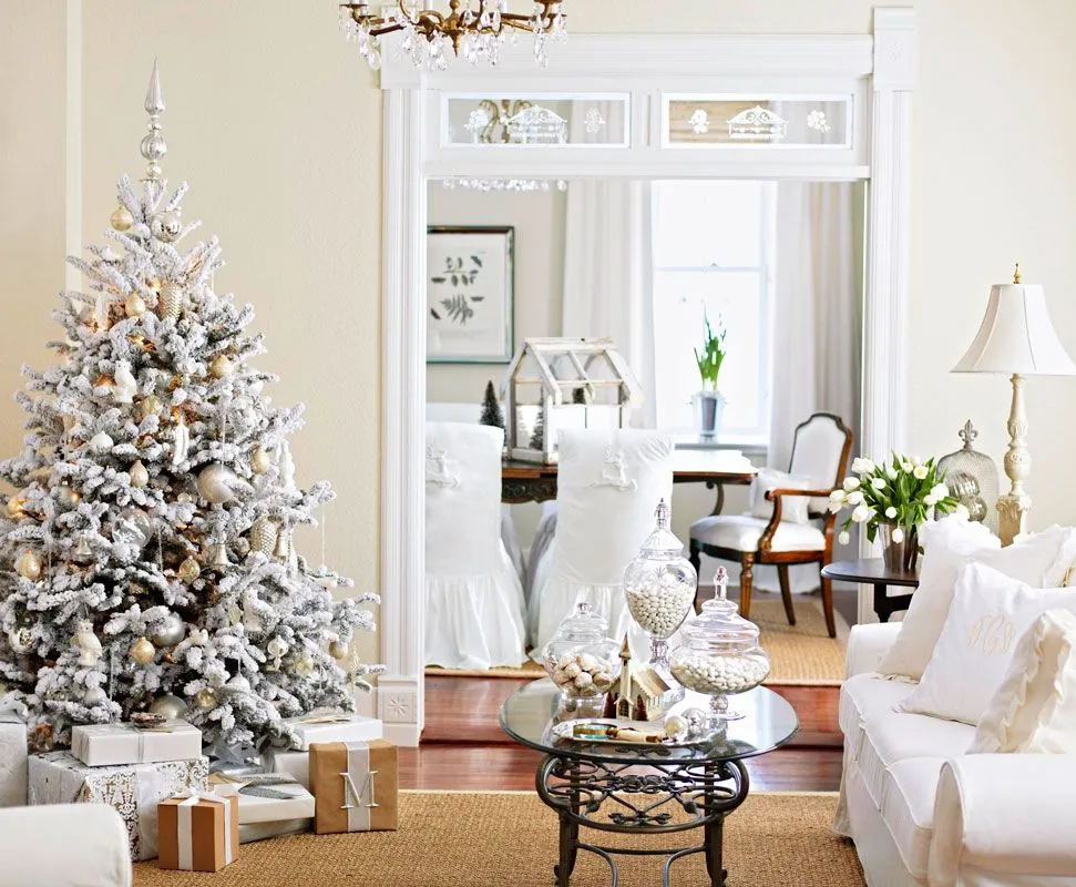 20 Festive Christmas Living Rooms