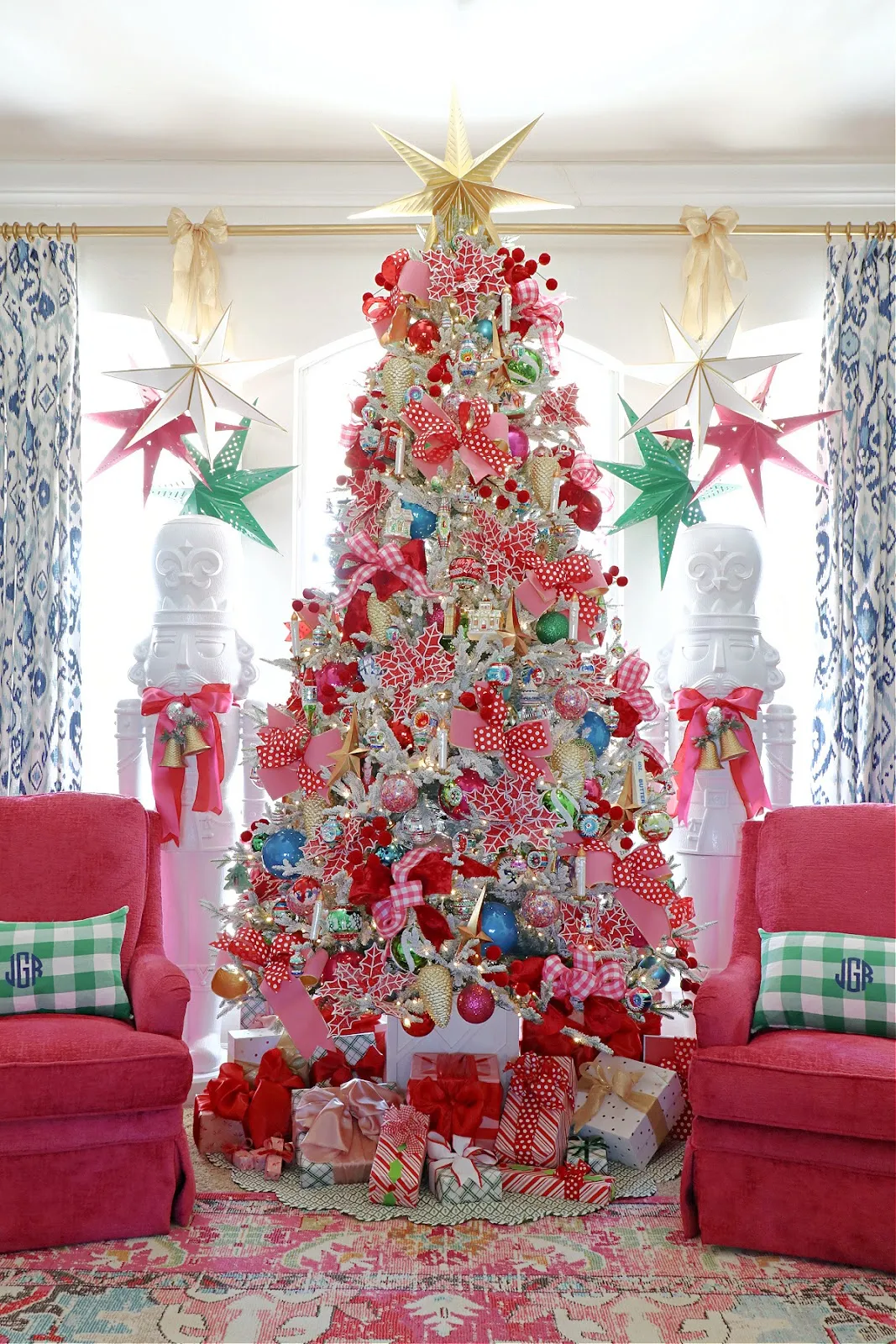 2024 CHRISTMAS HOME TOUR || LIVING ROOM AND CHRISTMAS TREE | Dimples and Tangles