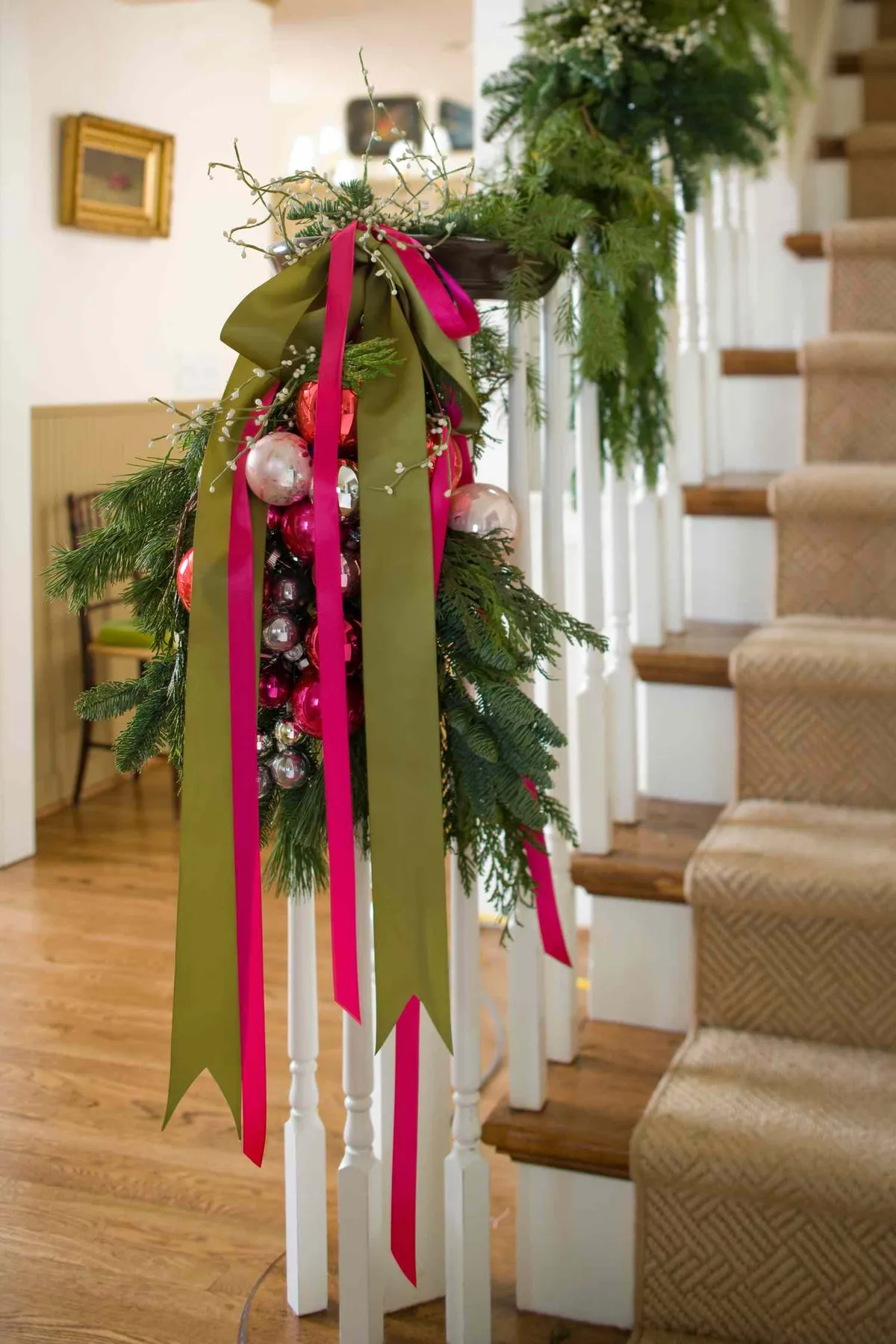 23 Merry and Bright Christmas Staircase Decorations