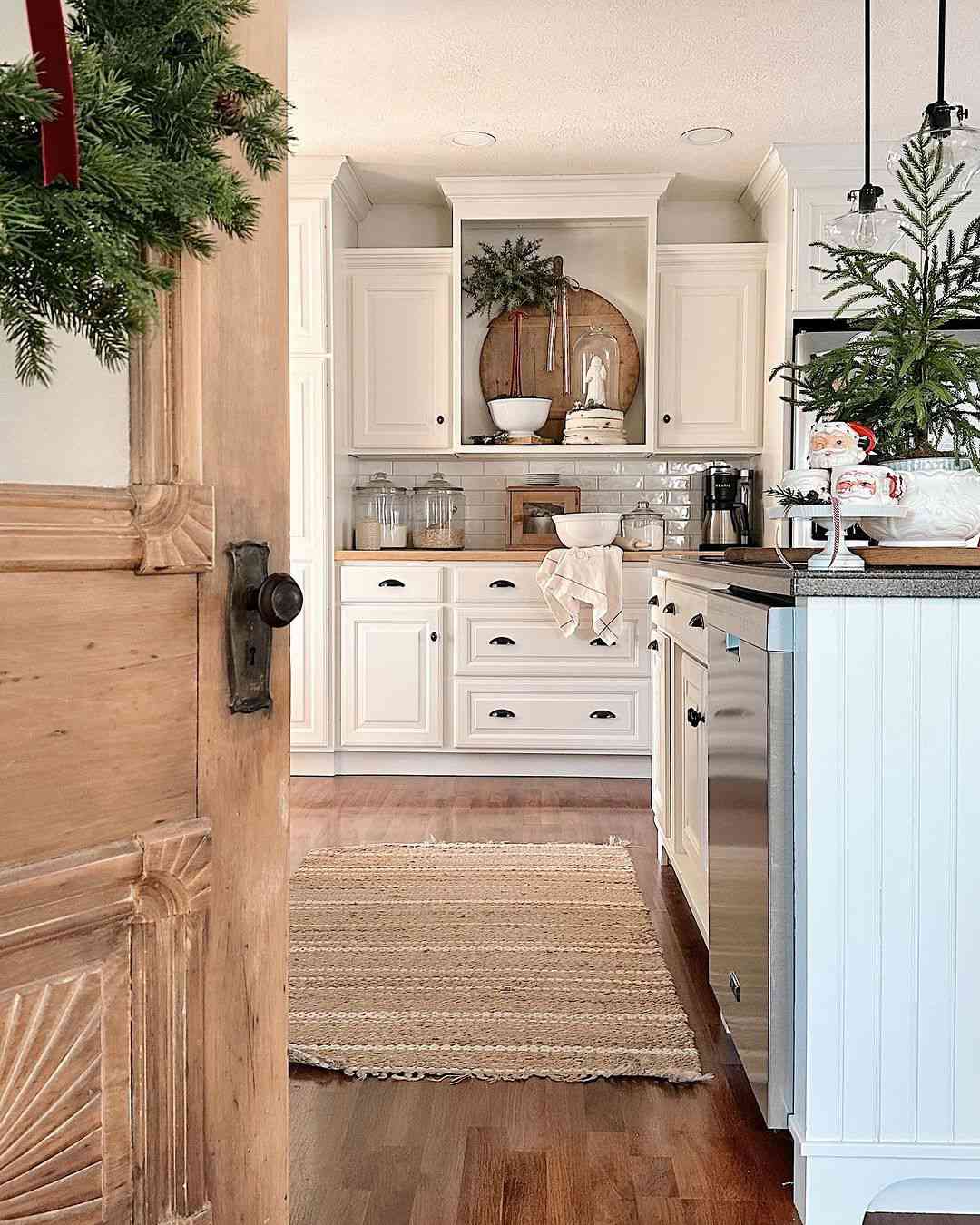 32 Country Kitchen Ideas to Create a Welcoming Cooking Space