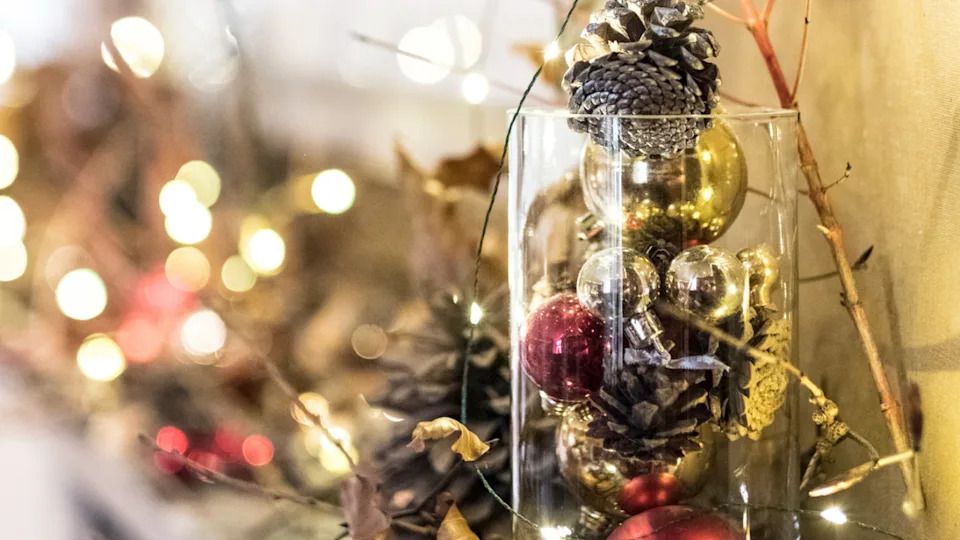 40+ Christmas Centerpiece Ideas To Brighten Your Holiday Table