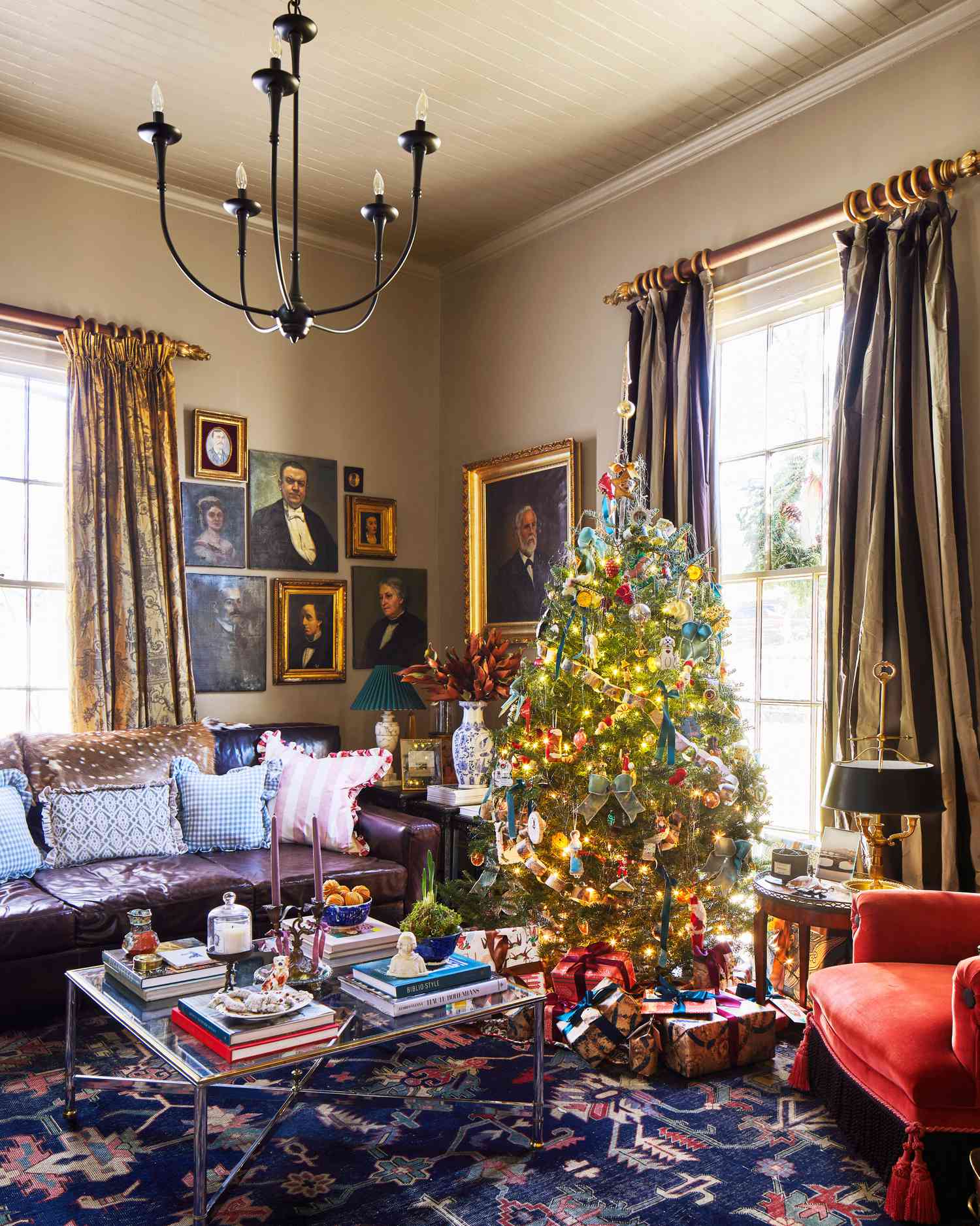 40 Decorative Christmas Tree Ideas For Every Style