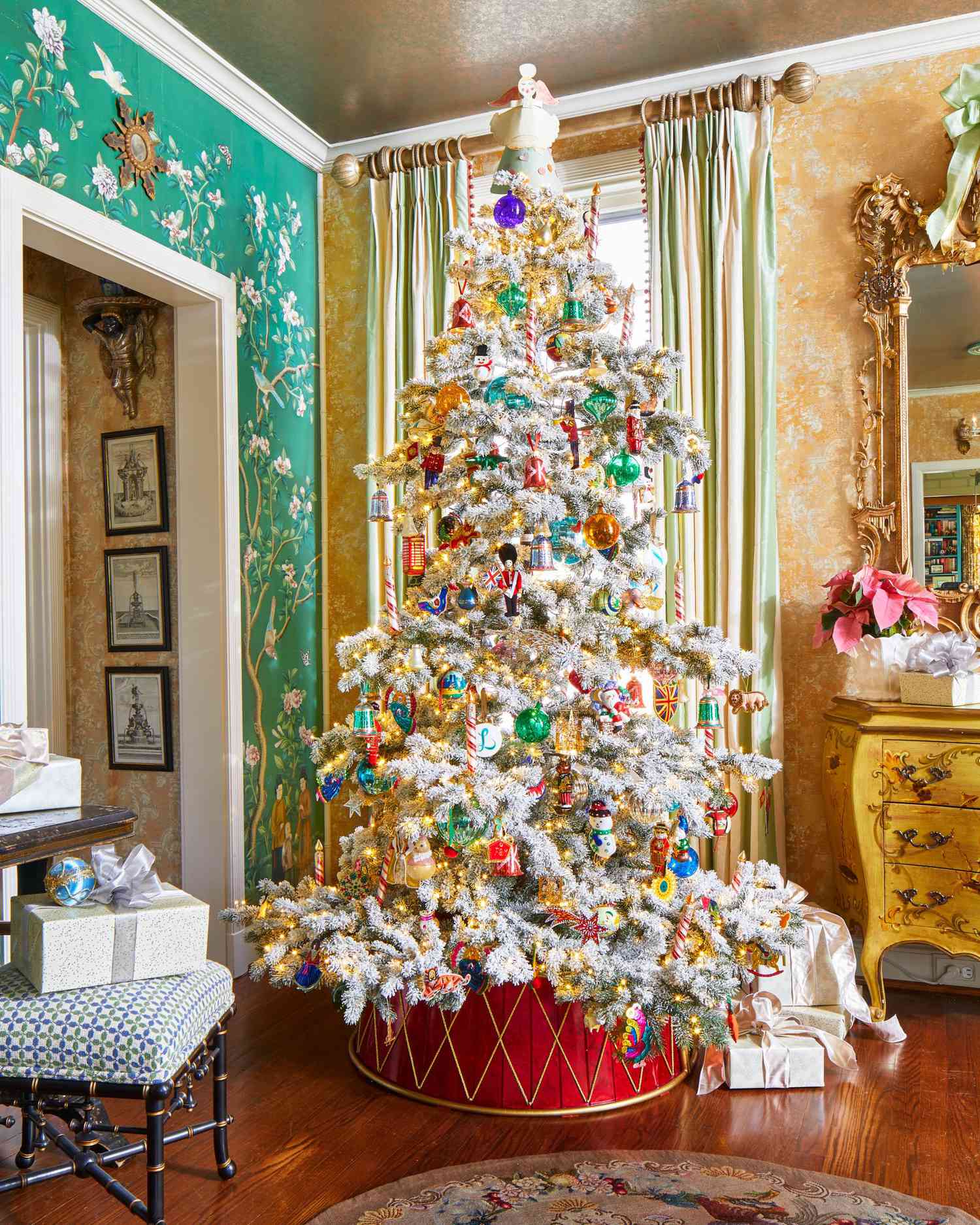 40 Decorative Christmas Tree Ideas For Every Style