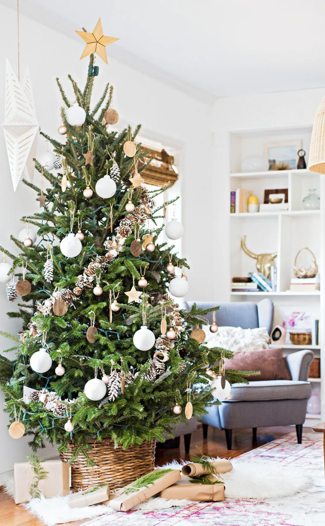 43 Rustic Christmas Tree Ideas that Feel Cozy and Timeless Christmas Tree  And Decorations