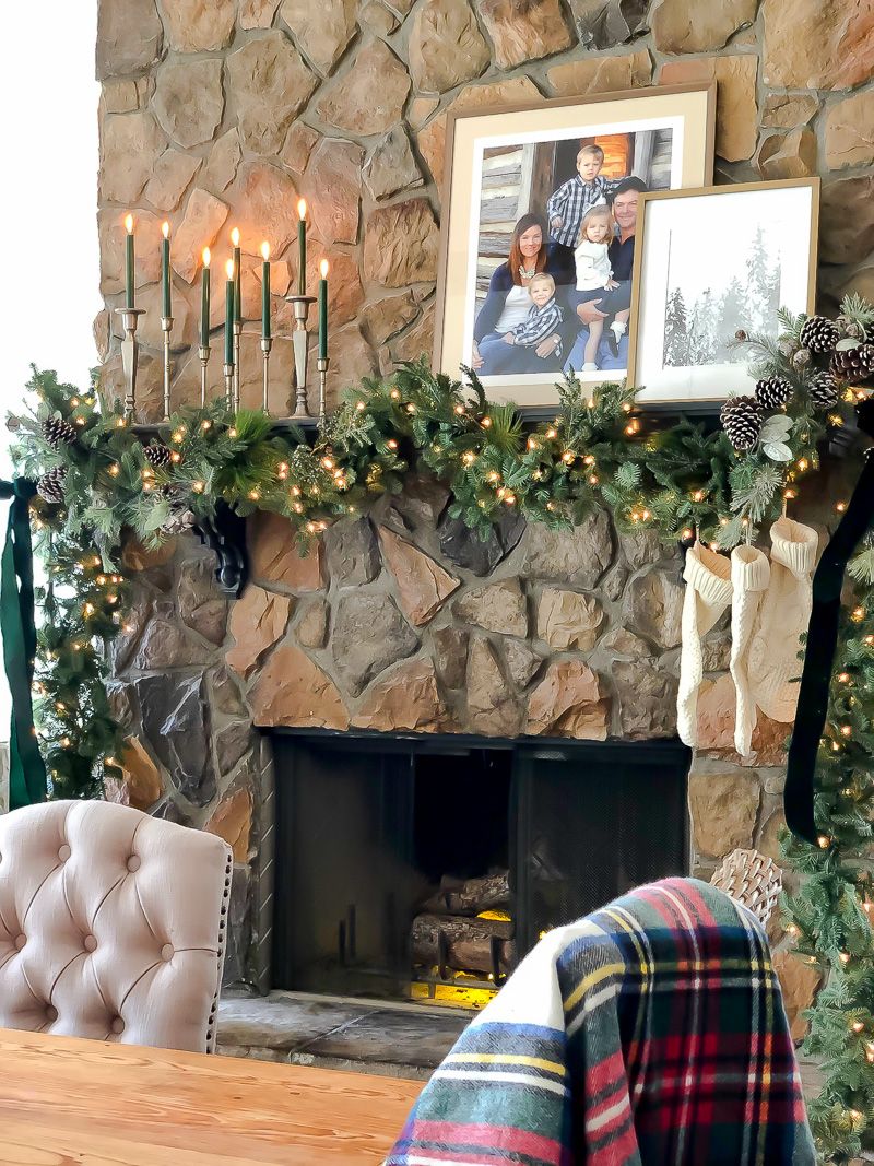 5 Holiday Mantel Decor Tips - Duke Manor Farm by Laura Janning
