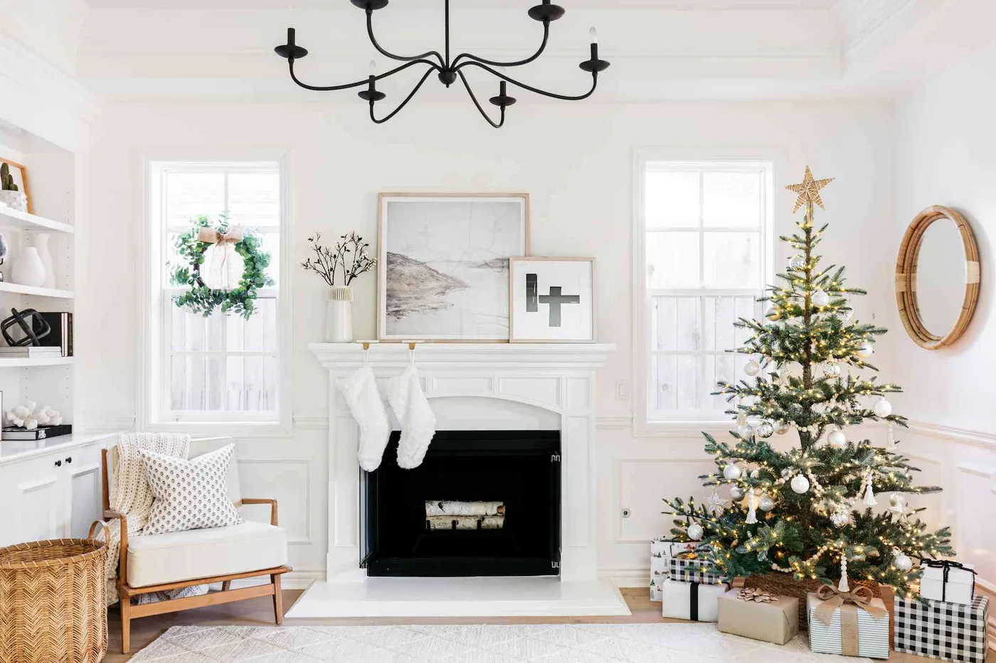 5 Minimalist Holiday Decorating Tips Designers Swear By Every Year