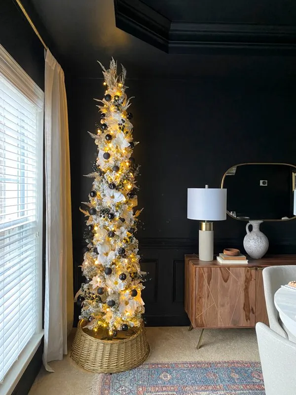 5 Tips to Decorating Your Christmas Tree - Love Your Abode