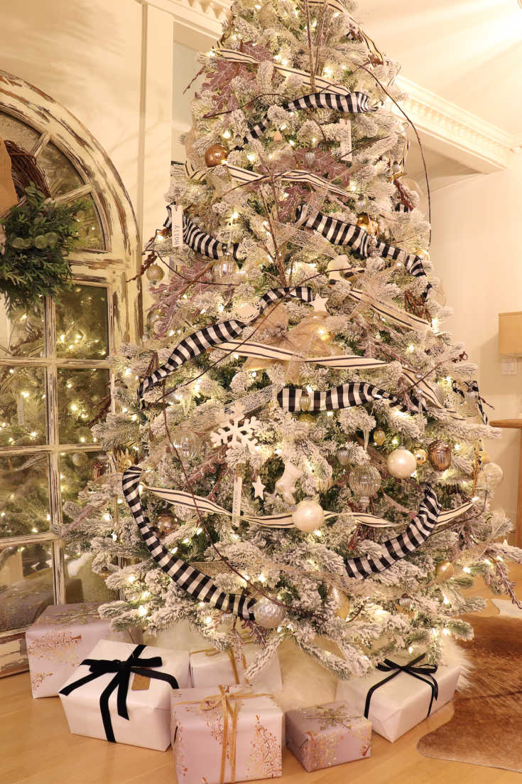 6 Easy Ways to Achieve an Irresistibly Festive White Christmas Tree
