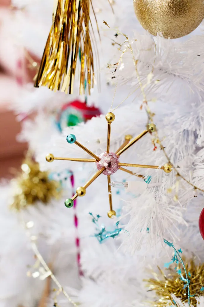 6 Mid-Century Inspired Holiday Decor DIY's