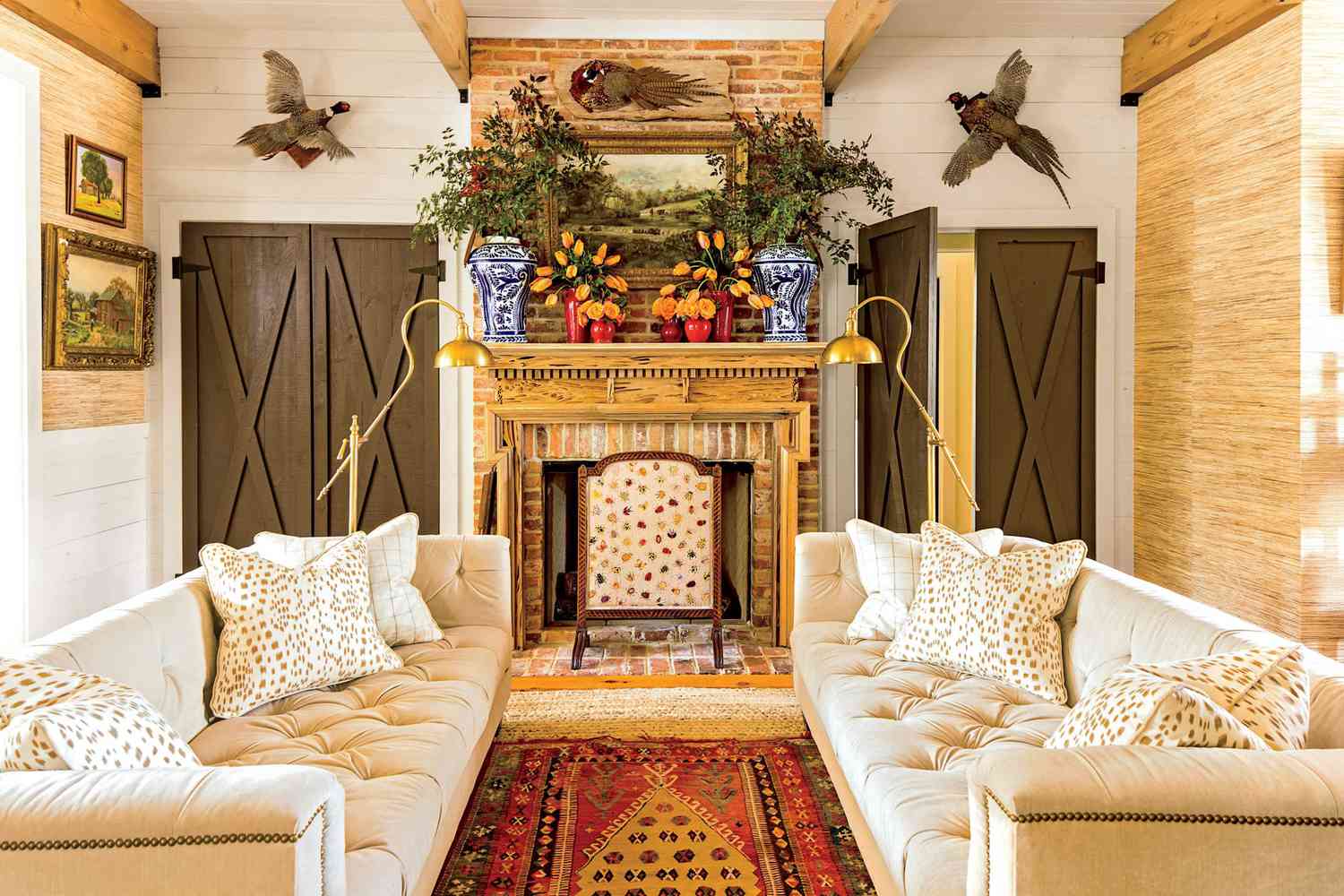 61 Farmhouse Decor Ideas That Add Rustic Southern Style