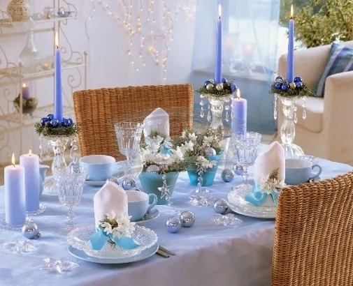 65 Adorable Christmas Table Decorations