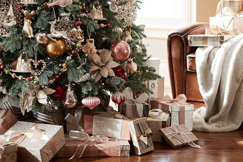 7 tips for creating an opulent Christmas tree | The Seattle Times