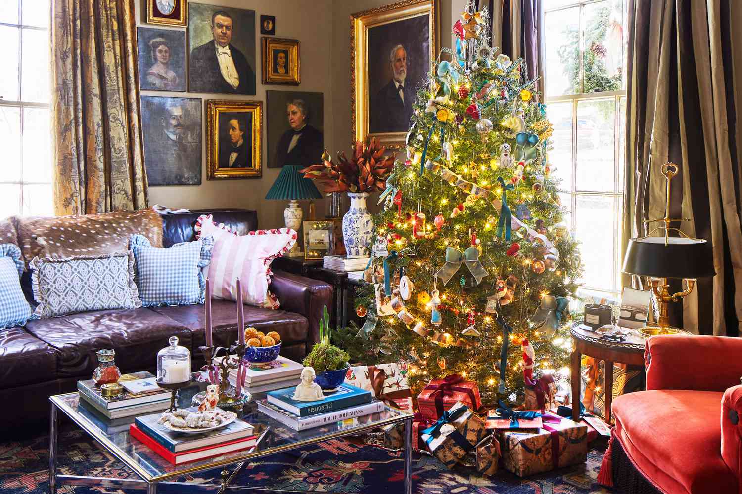 70 Christmas Tree Decoration Ideas For A Dazzling Holiday