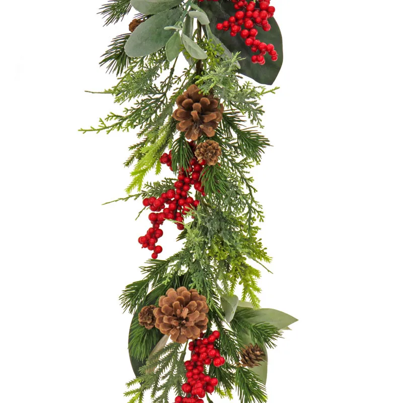 9' Berries and Greenery Garland