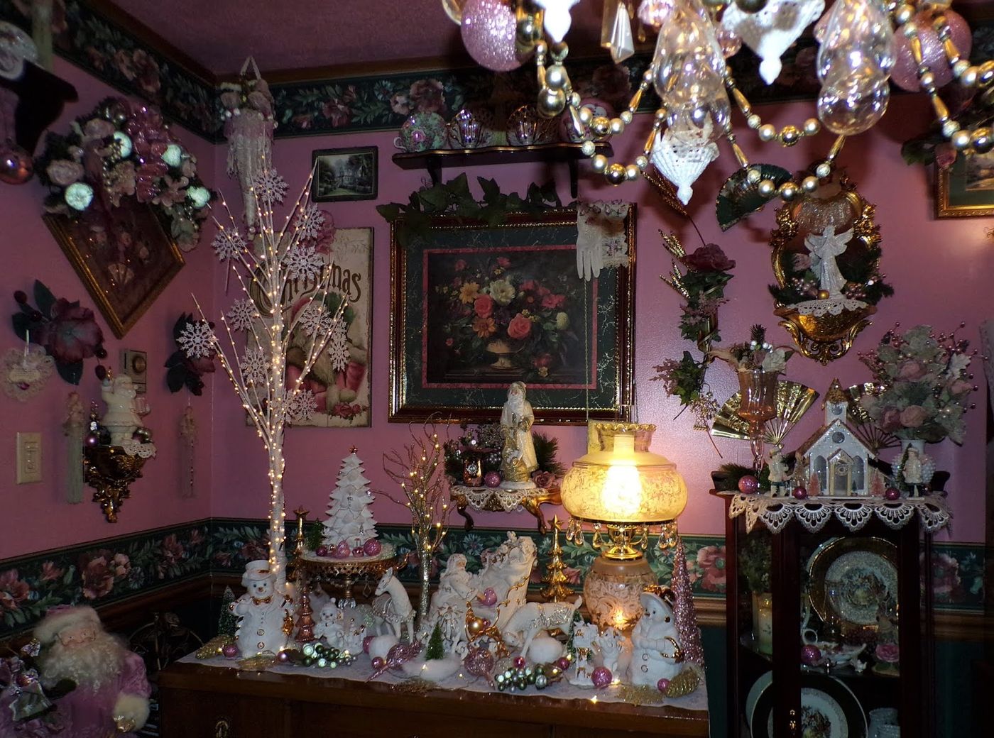 A DEBBIE-DABBLE CHRISTMAS: A Pink Victorian Christmas in the Dining Room,  2020