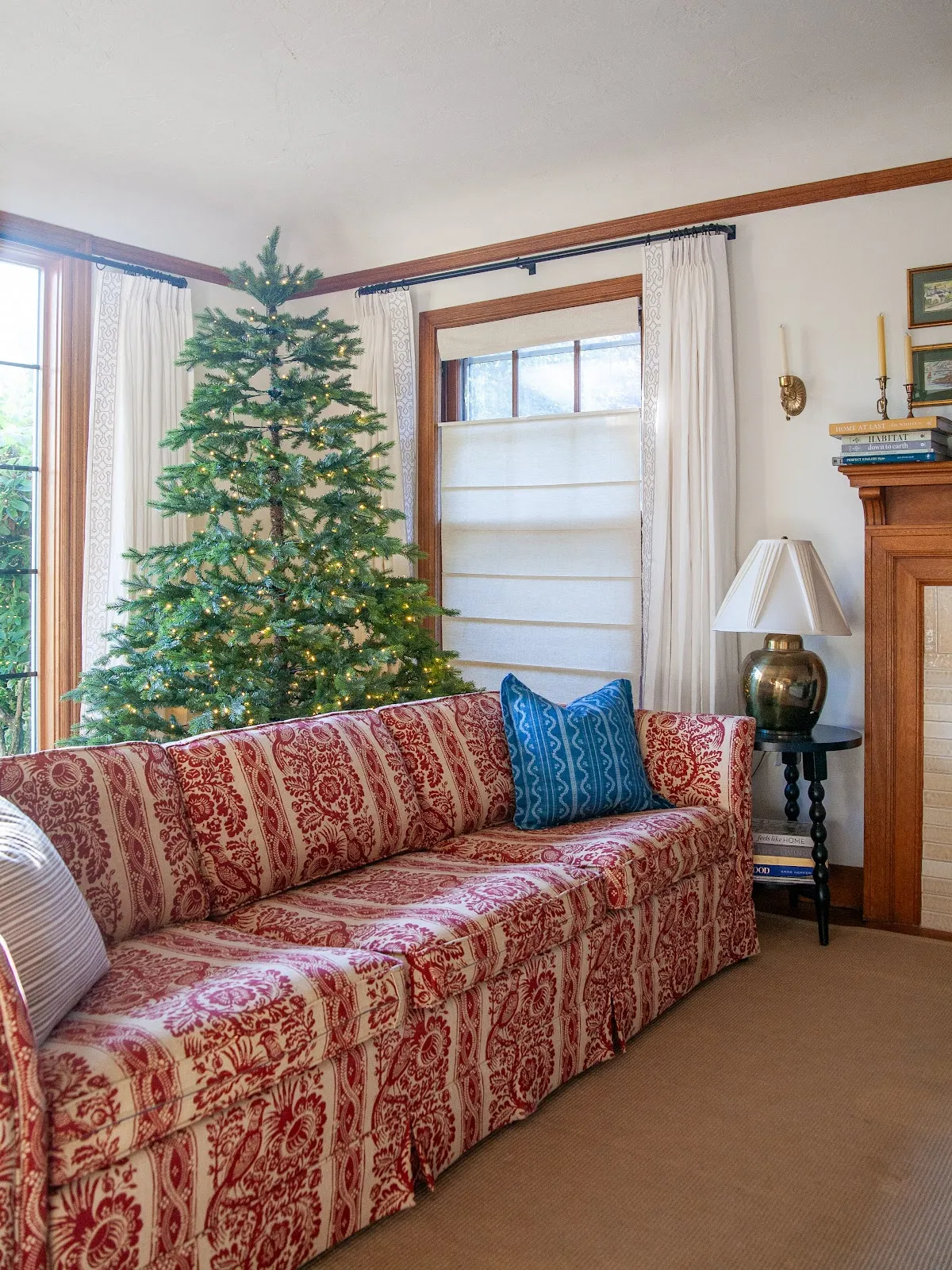 A fake Christmas tree when you grew up with real tree purists / Create /  Enjoy