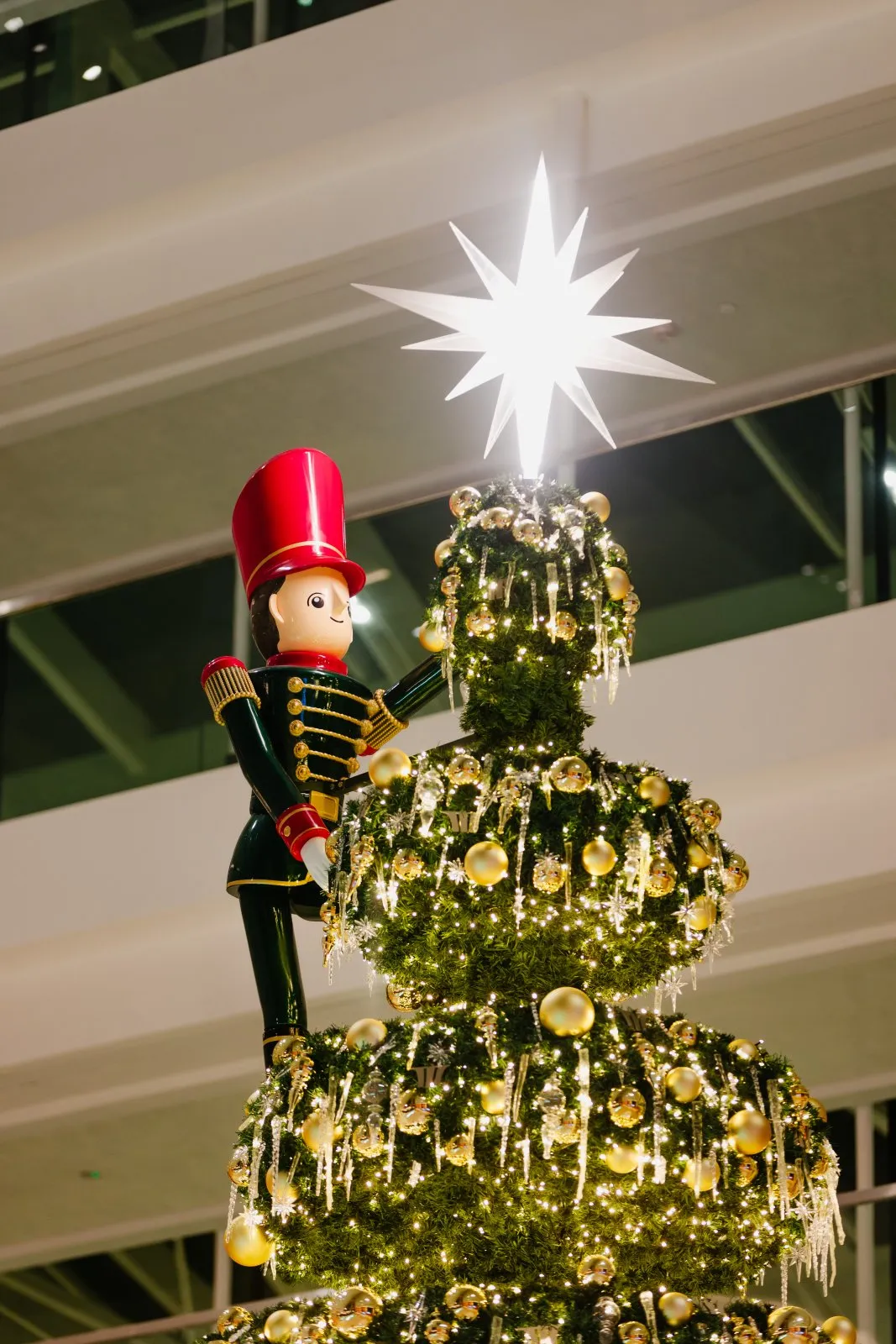 A Whimsical Nutcracker Christmas Takes Over Marina Bay Sands - BILLIONAIRE  Asia | BLLNR.asia