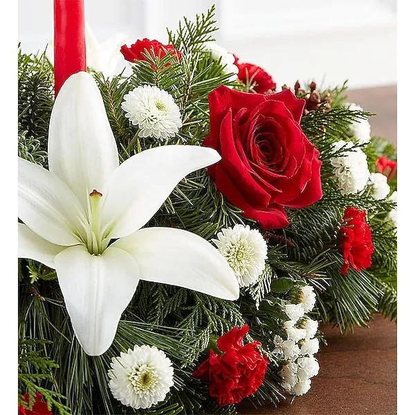 Agnew's Traditional Christmas Centerpiece in Watertown CT - Agnew Florist