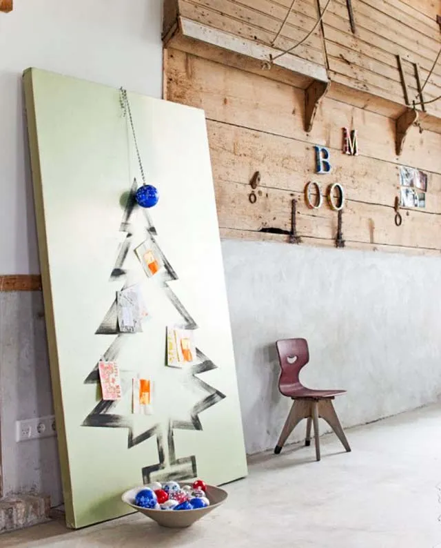 Alternative Christmas Tree Ideas To Do Yourself - MarilenStyles.com