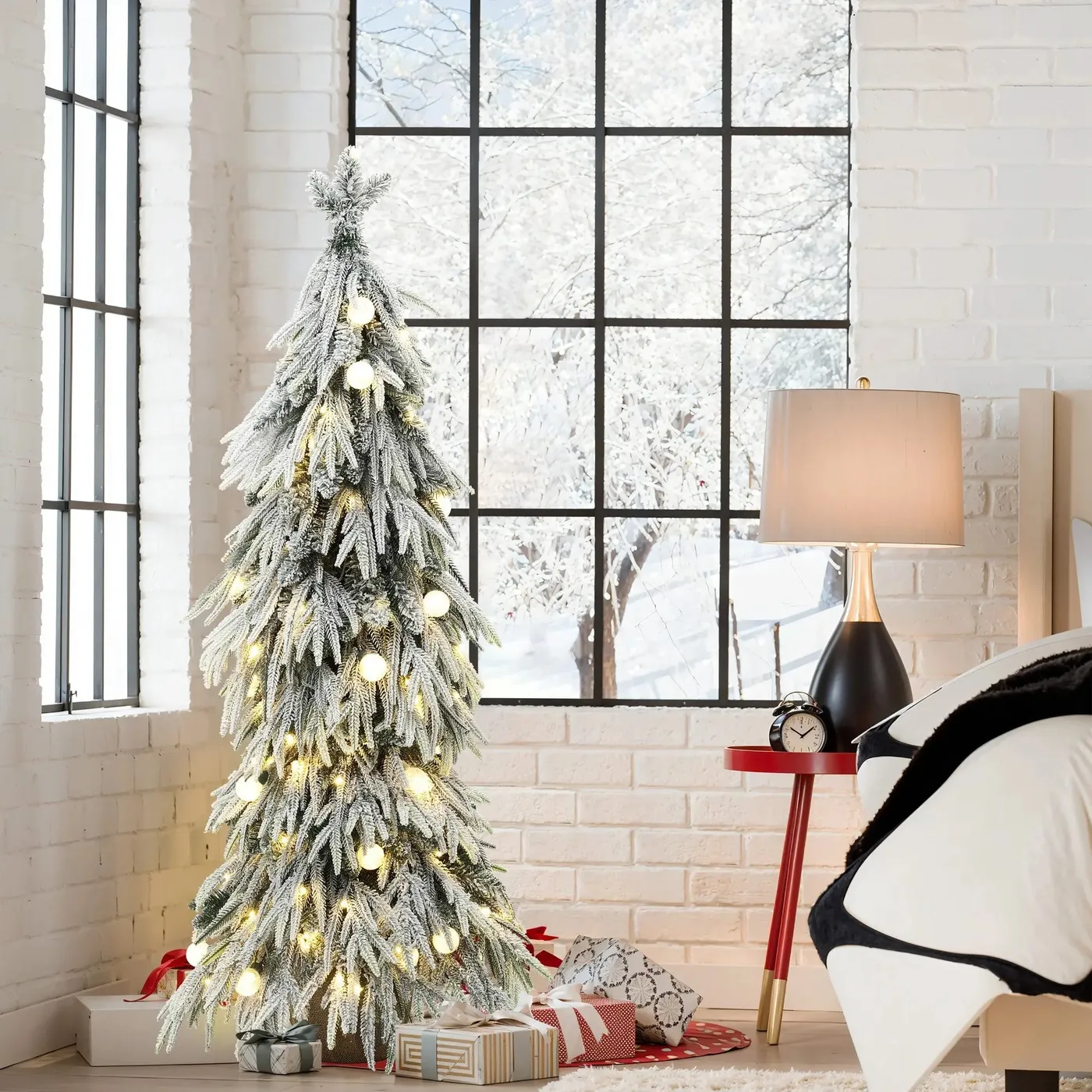 Amazon.com: YPDOPORA 10 Ft Snow Flocked Artificial Christmas Tree Christmas  Tree 10 Ft With Snow