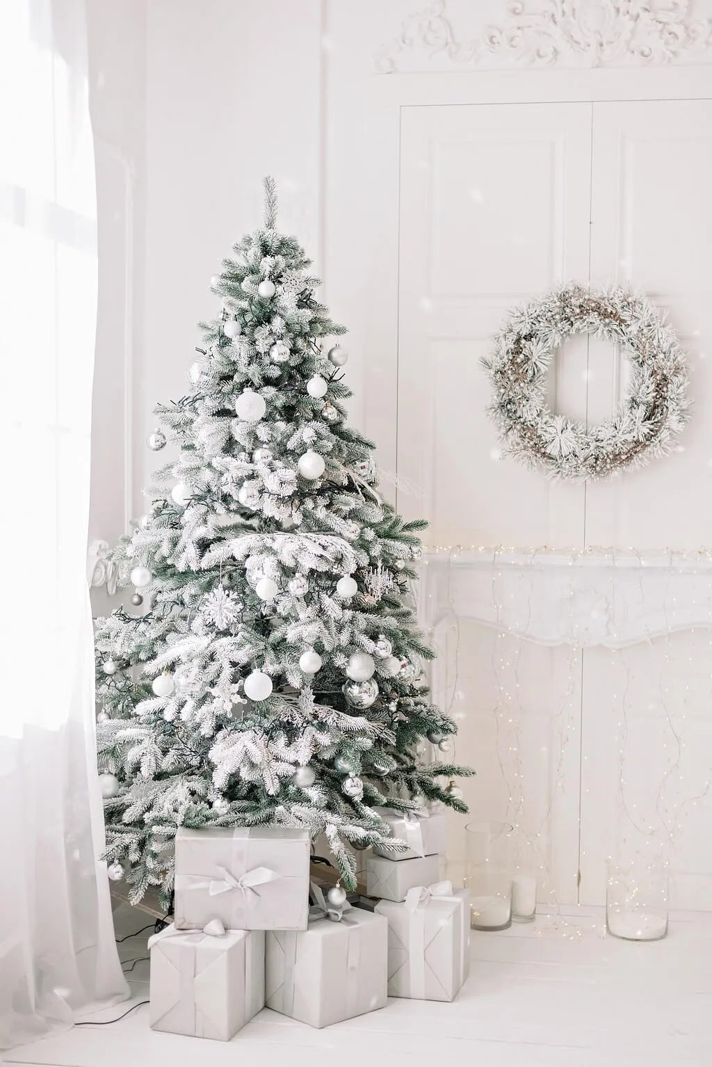 Are White Christmas Trees Still In Style? | Trendy & Timeless Decor Ideas –  Holiday Celebration Trees