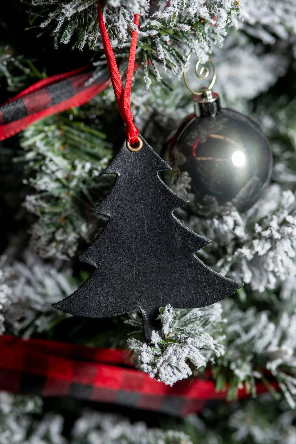Balsam Fir | Leather Ornament - Leather Ornaments