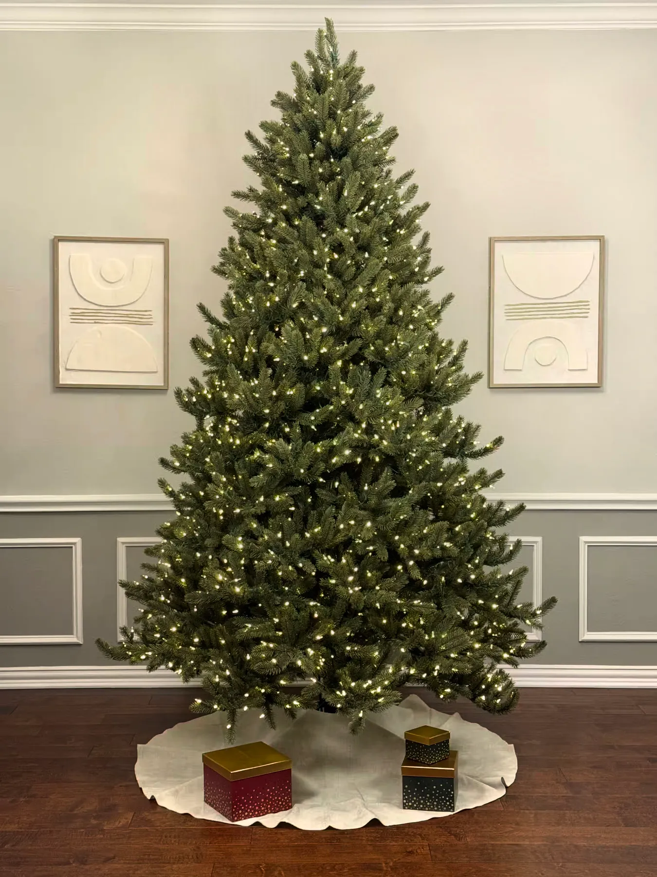 Balsam Hill Vermont White Spruce 4.5 ft-18 ft — Review (2025) | Christmas  Tree Review Hub