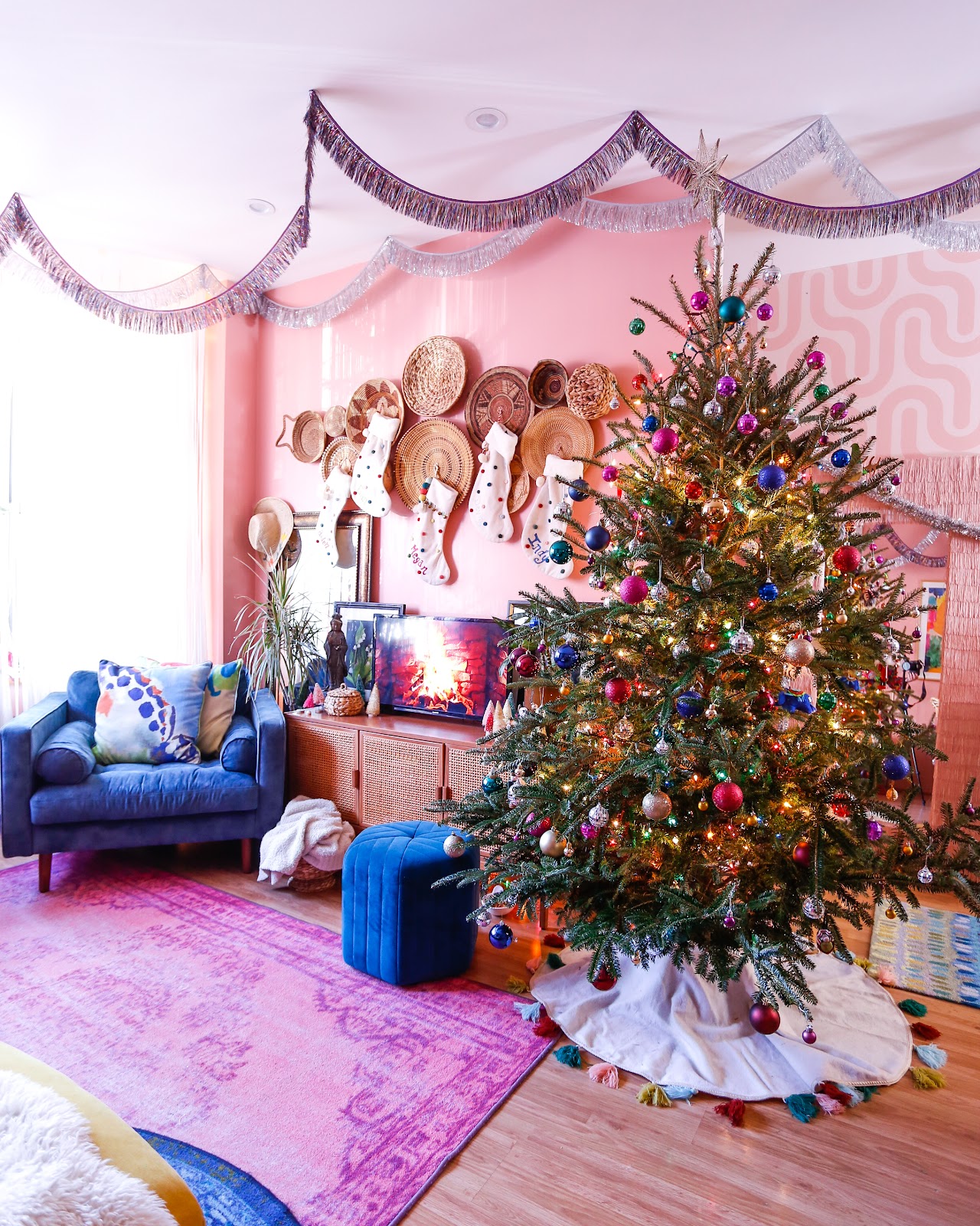 Break Out Of Your Comfort Zone This Year With Colorful Retro Inspired  Christmas Decor - TfDiaries