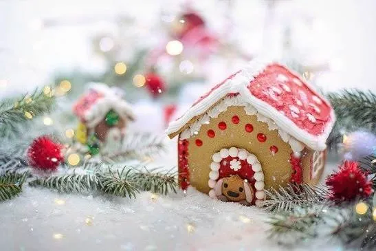 Build a Mini Gingerbread Style House | DeForest Area Public Library