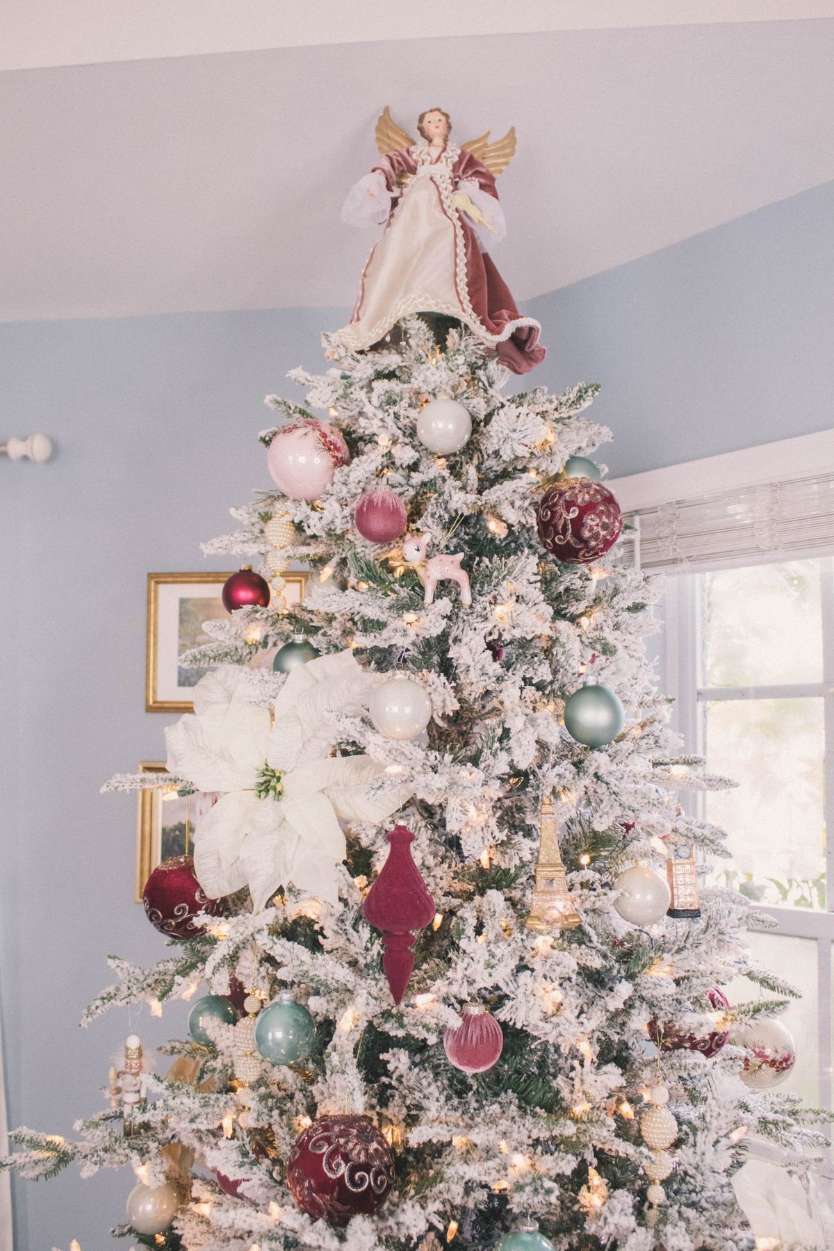 Burgundy and Pink Victorian Inspired Christmas Tree – Hannah McDonnell