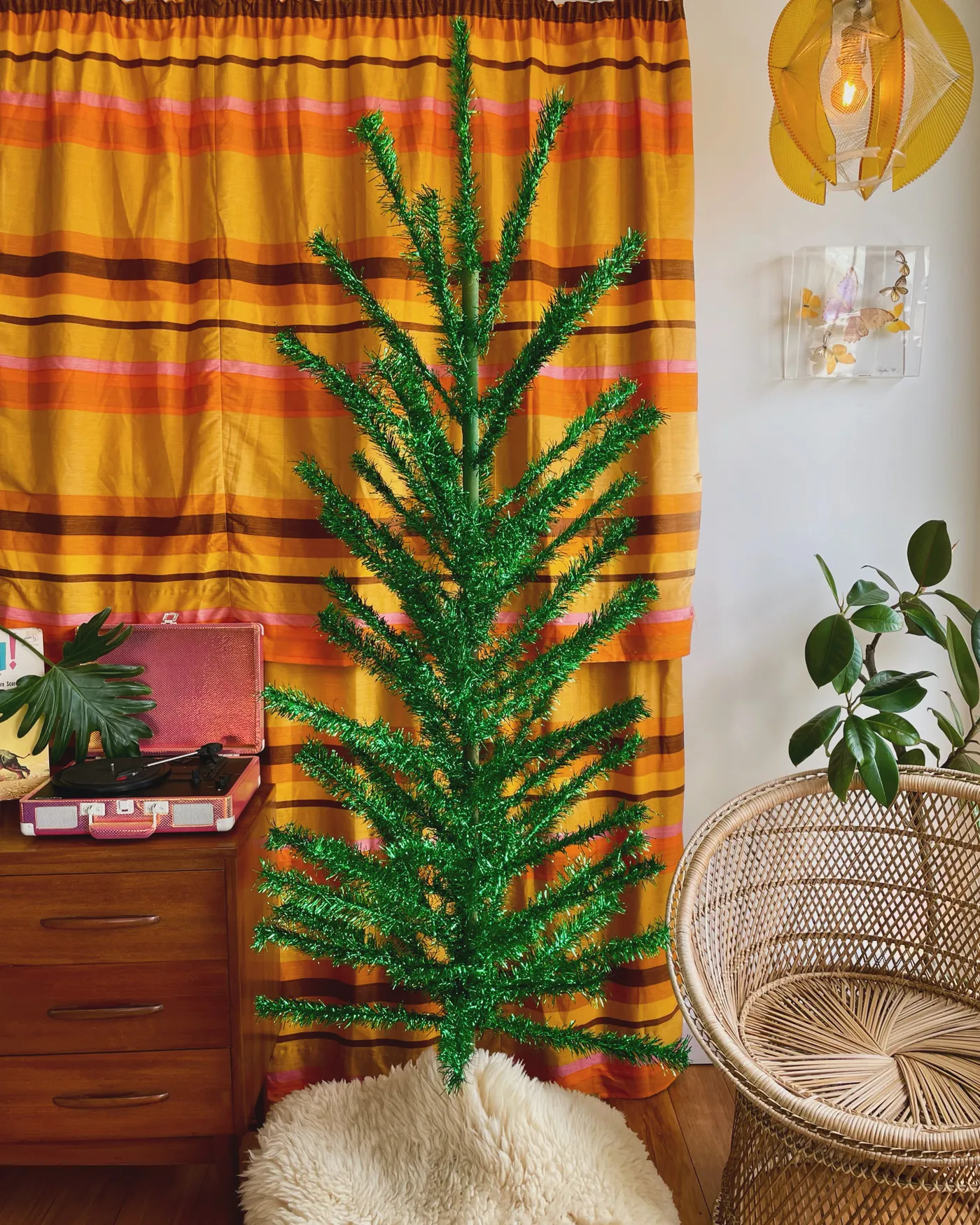 Candy Apple - 6 foot Shiny green vintage Christmas tree - midcentury m –  Queen of the South Co.