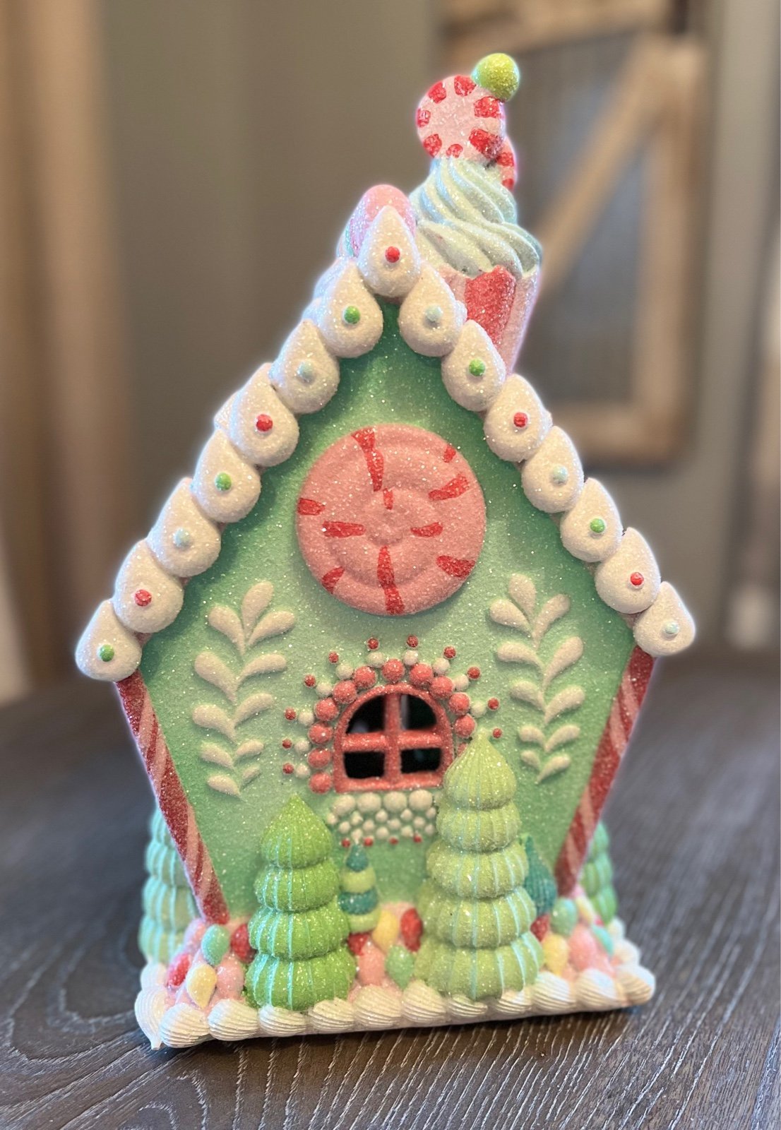 Candy Sweet Treats pastel 13” LED Gingerbread house