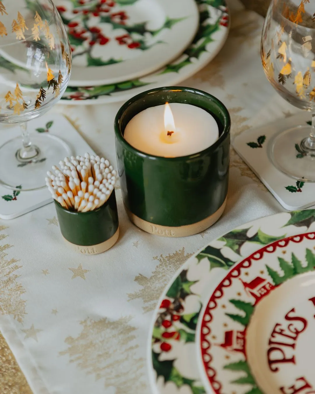 Christmas 2026: The Holly Collection – Pott Candles