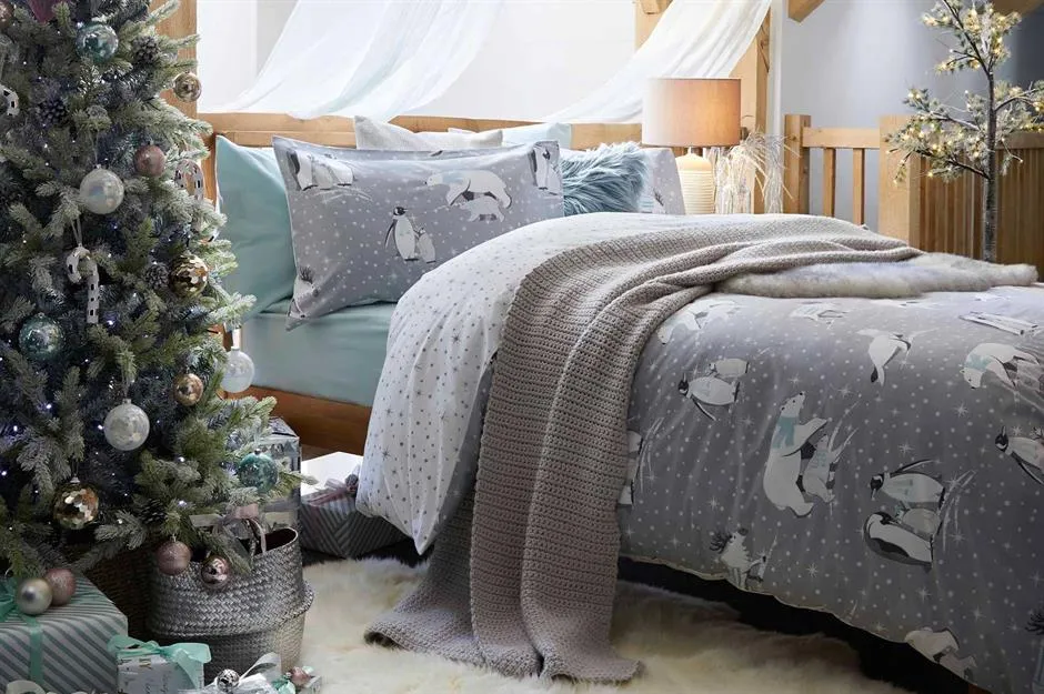 Christmas bedding: our pick of the best festive bedding sets |  loveproperty.com