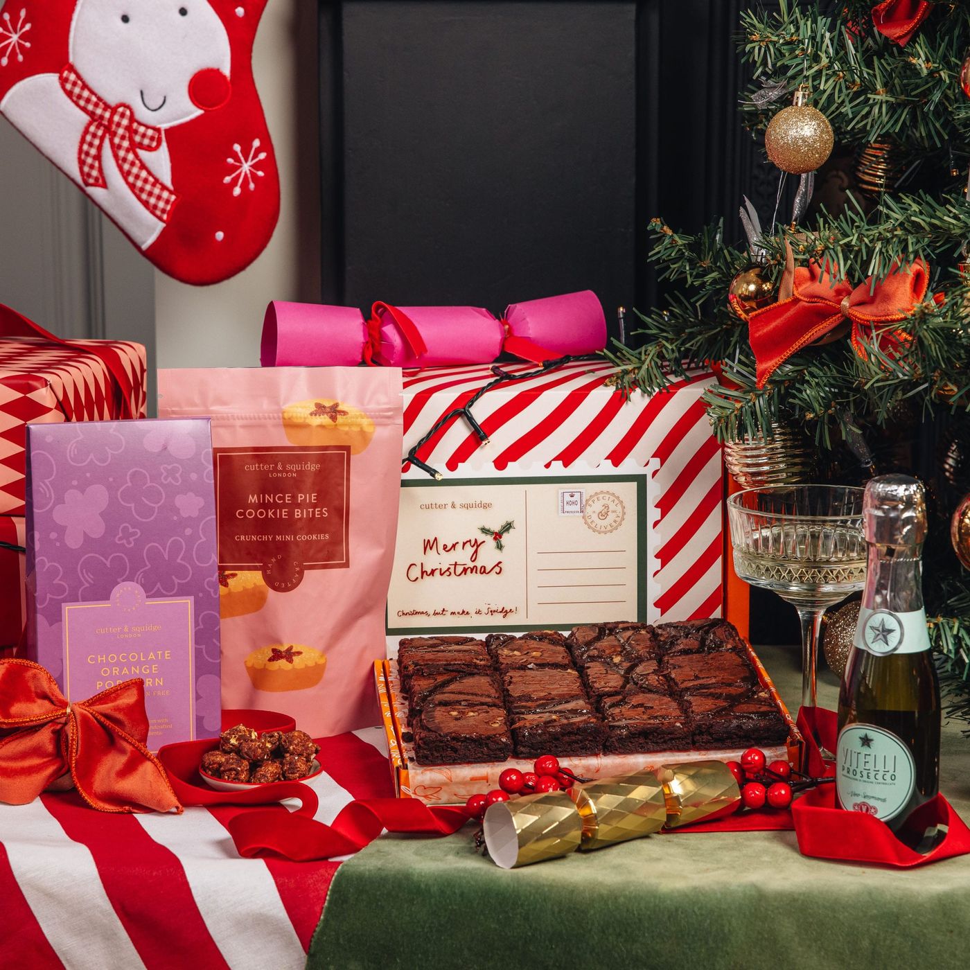 Christmas Cake Delivery 2026 | Buy Festive Cakes Online UK – Cutter &  Squidge