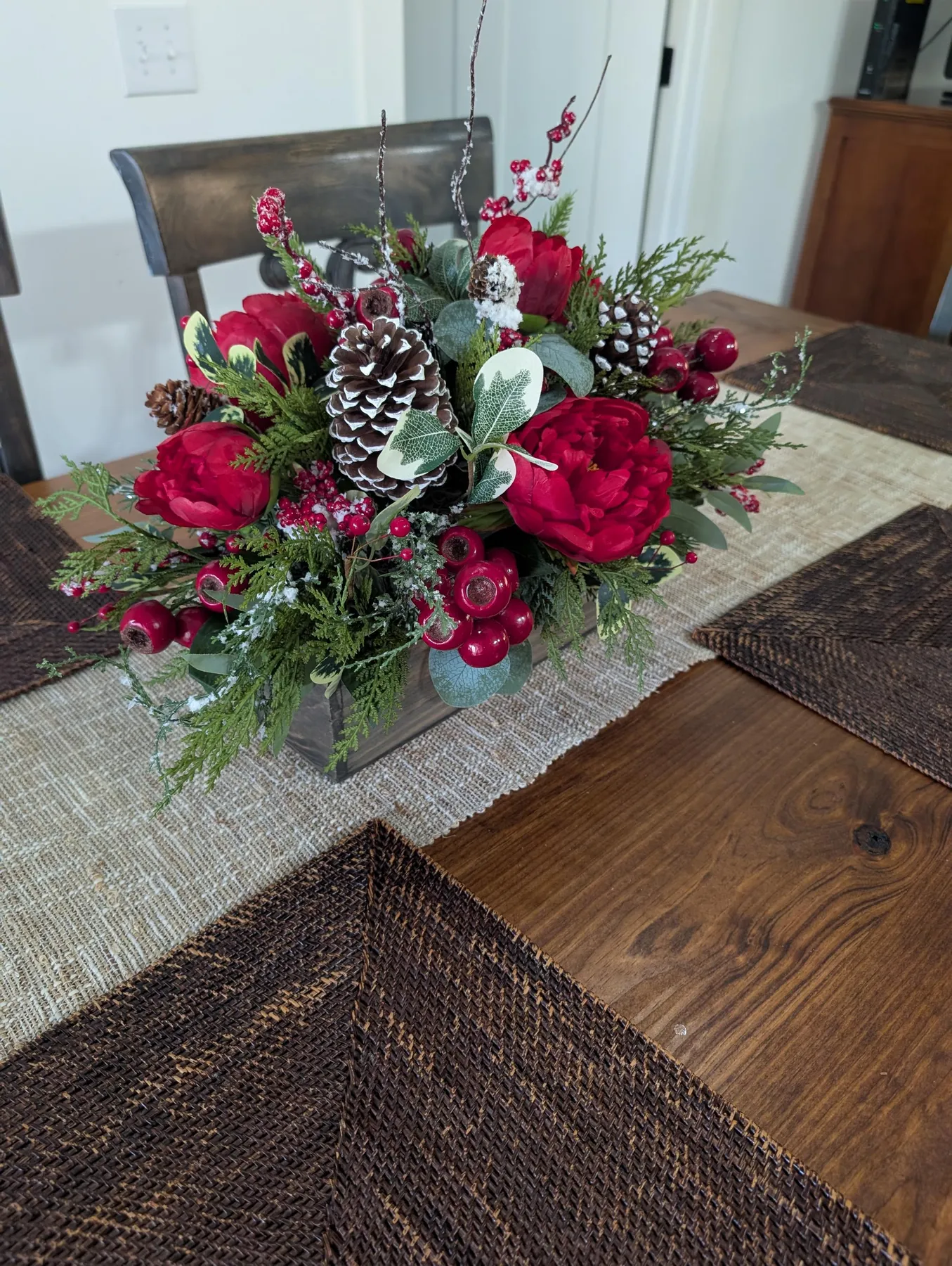Christmas Centerpiece, Flower Crate Arrangement for Christmas, Rustic  Christmas Centerpieces for table mantle, Modern Farmhouse Decor 36