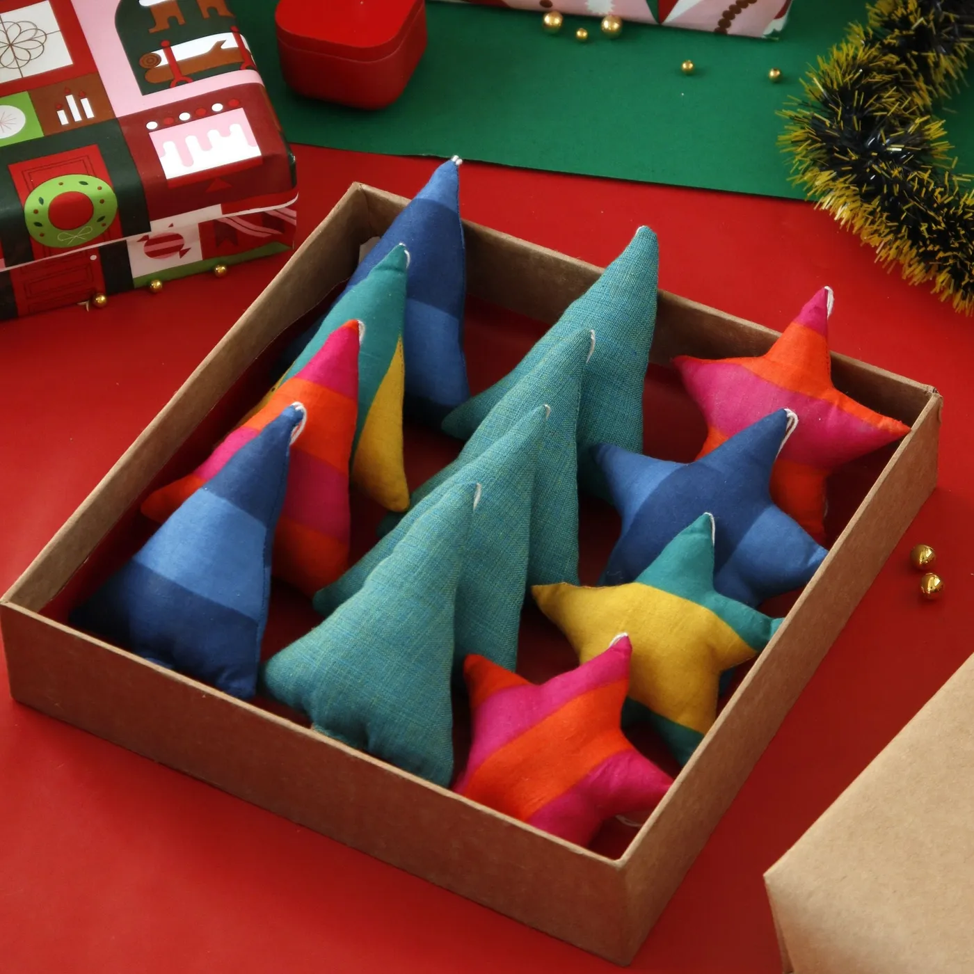 Christmas Decor Box - Handcrafted Festive Holiday Decoration Set