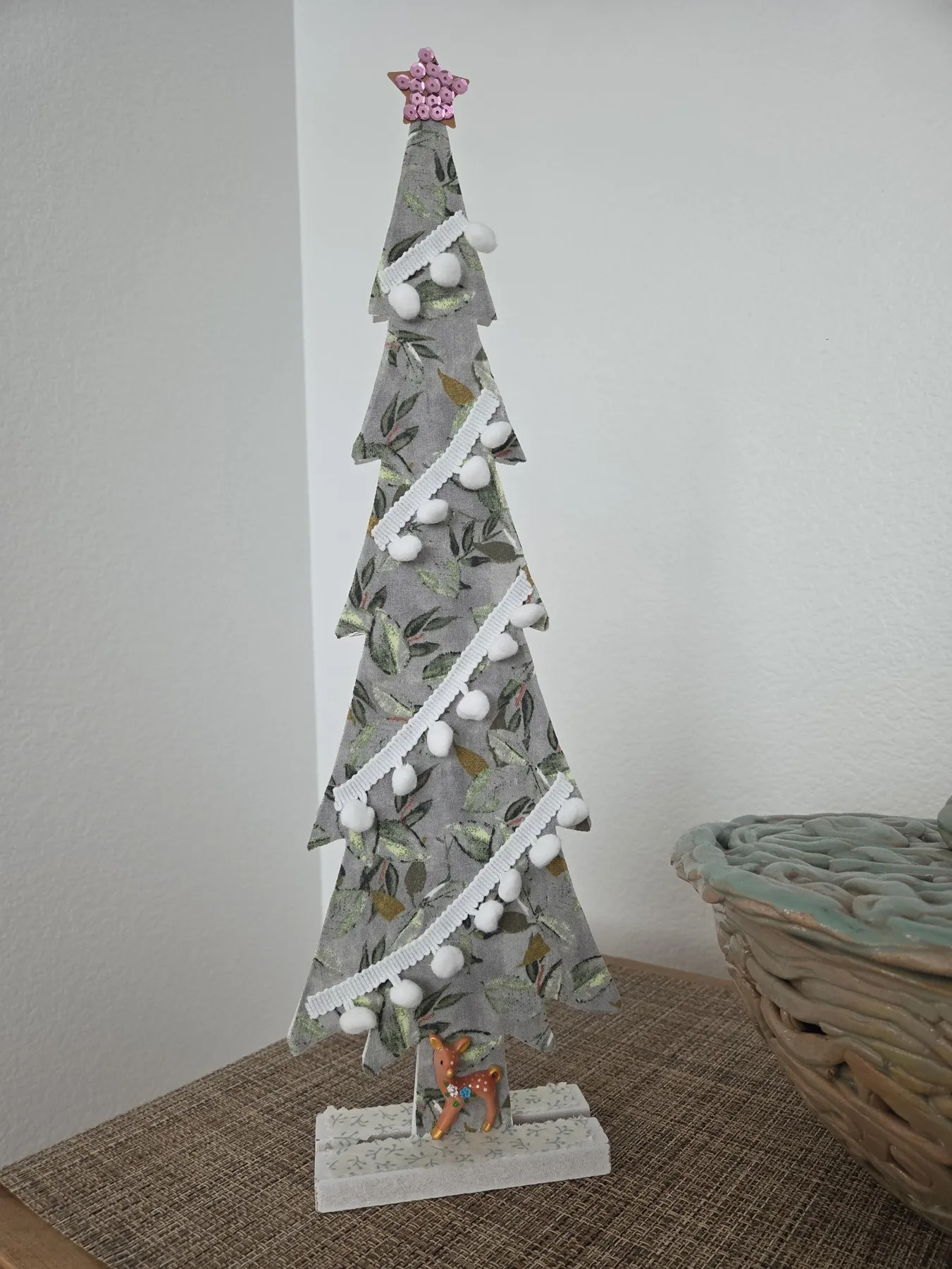 Christmas decor l hand made l holiday l arts | Mercari