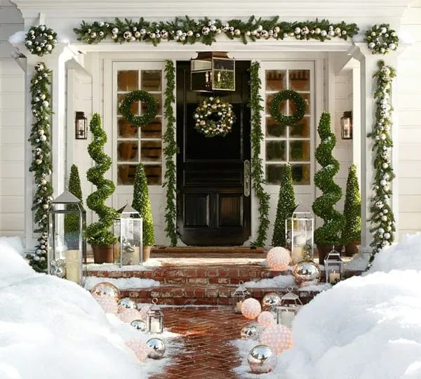 Christmas Decorating Ideas for Your Porch